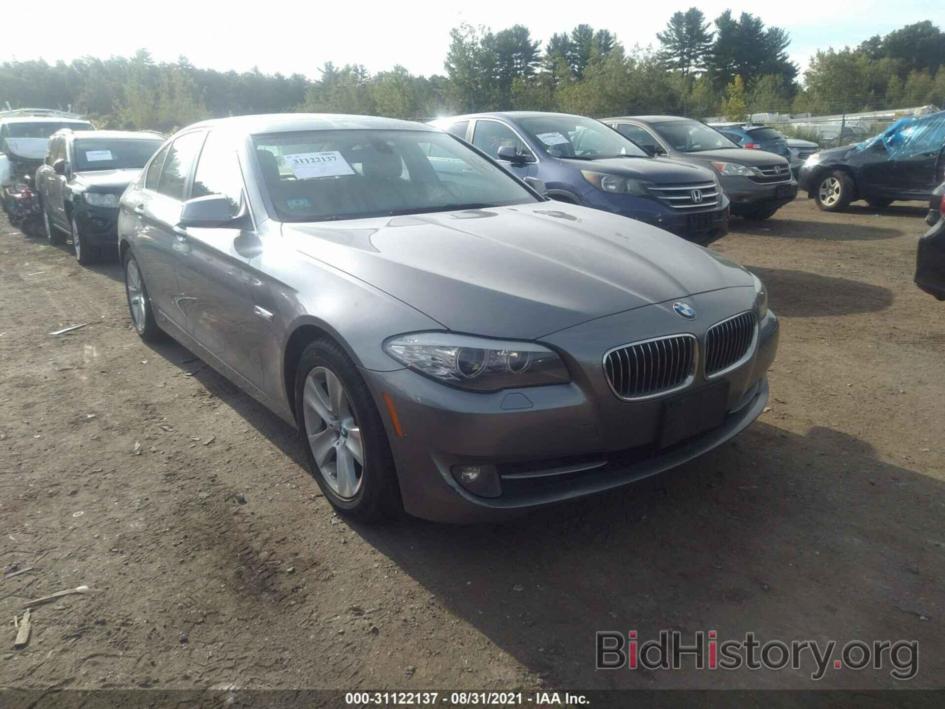 Photo WBAFR1C51BC736702 - BMW 5 SERIES 2011