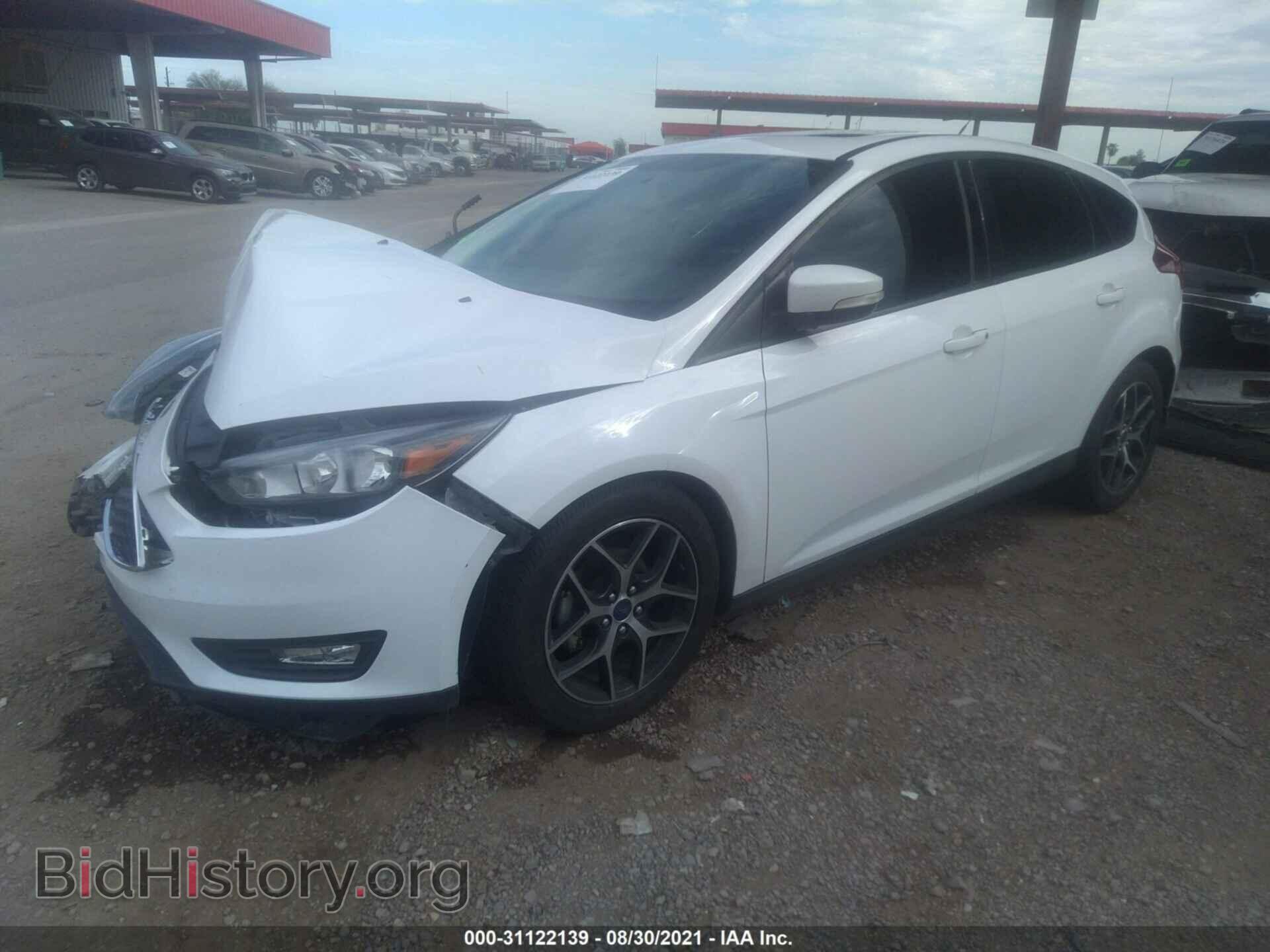 2017 FORD FOCUS - VIN: 1FADP3M29HL334666 - Фото 2