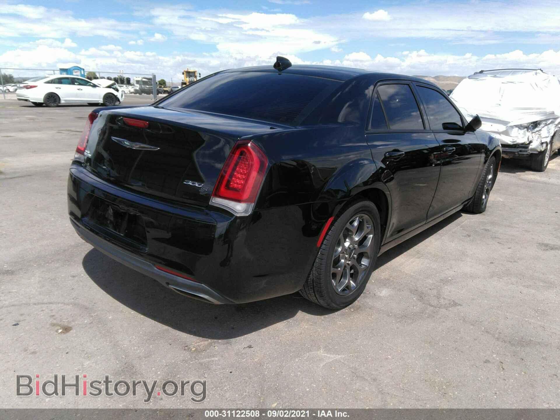 2016 CHRYSLER 300 - VIN: 2C3CCAGG1GH253285 - Фото 4