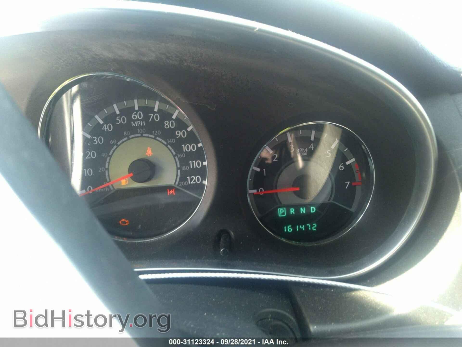 2011 CHRYSLER 200 - VIN: 1C3BC1FB0BN594551 - Фото 7