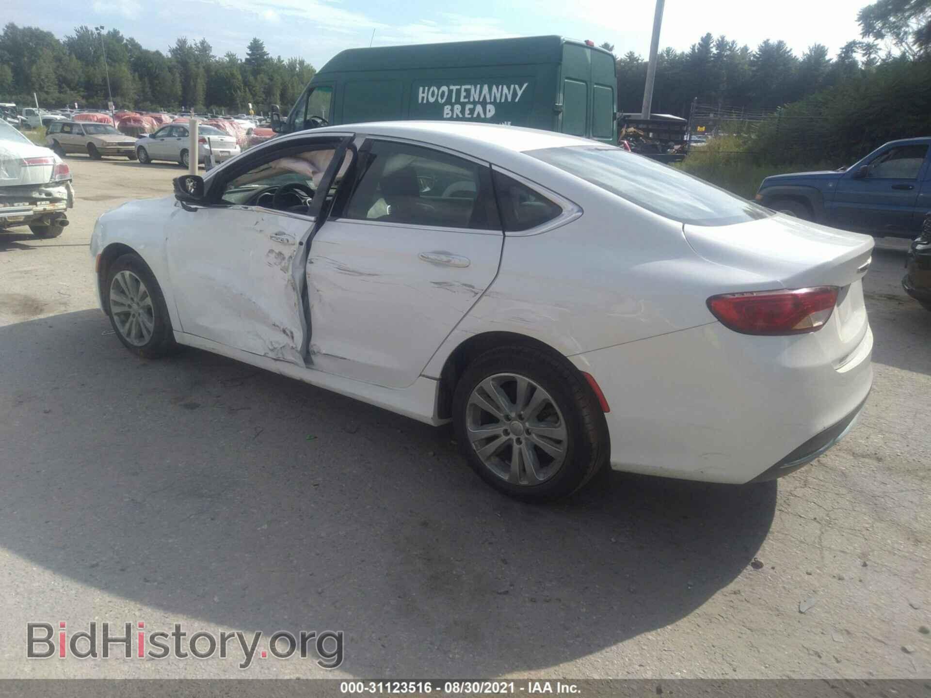 2015 CHRYSLER 200 - VIN: 1C3CCCAB3FN704148 - Фото 3