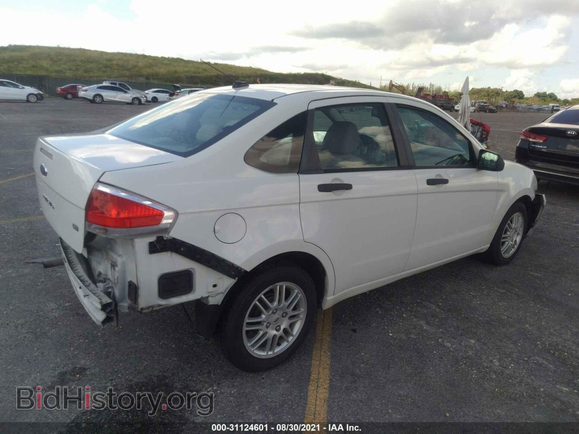 2010 FORD FOCUS - VIN: 1FAHP3FN3AW143662 - Фото 4