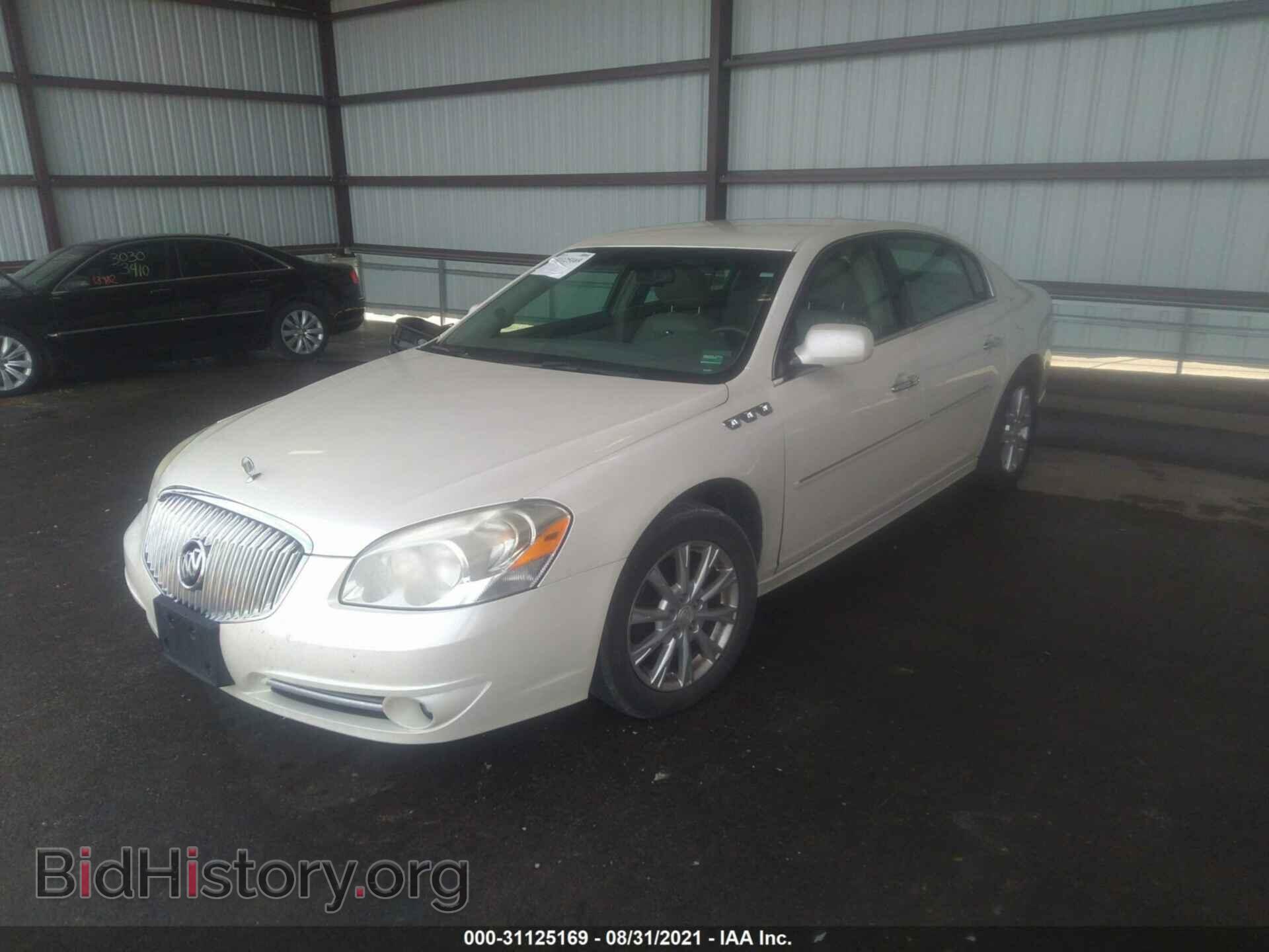 2011 BUICK LUCERNE - VIN: 1G4HC5EM1BU105432 - Фото 2