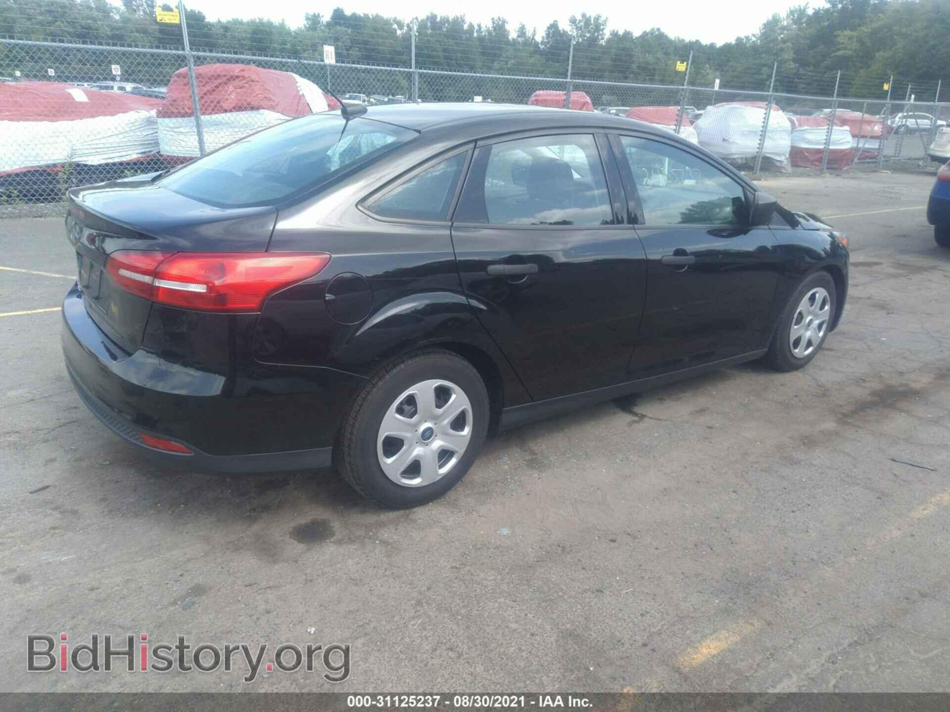 2016 FORD FOCUS - VIN: 1FADP3E2XGL201914 - Photo 4