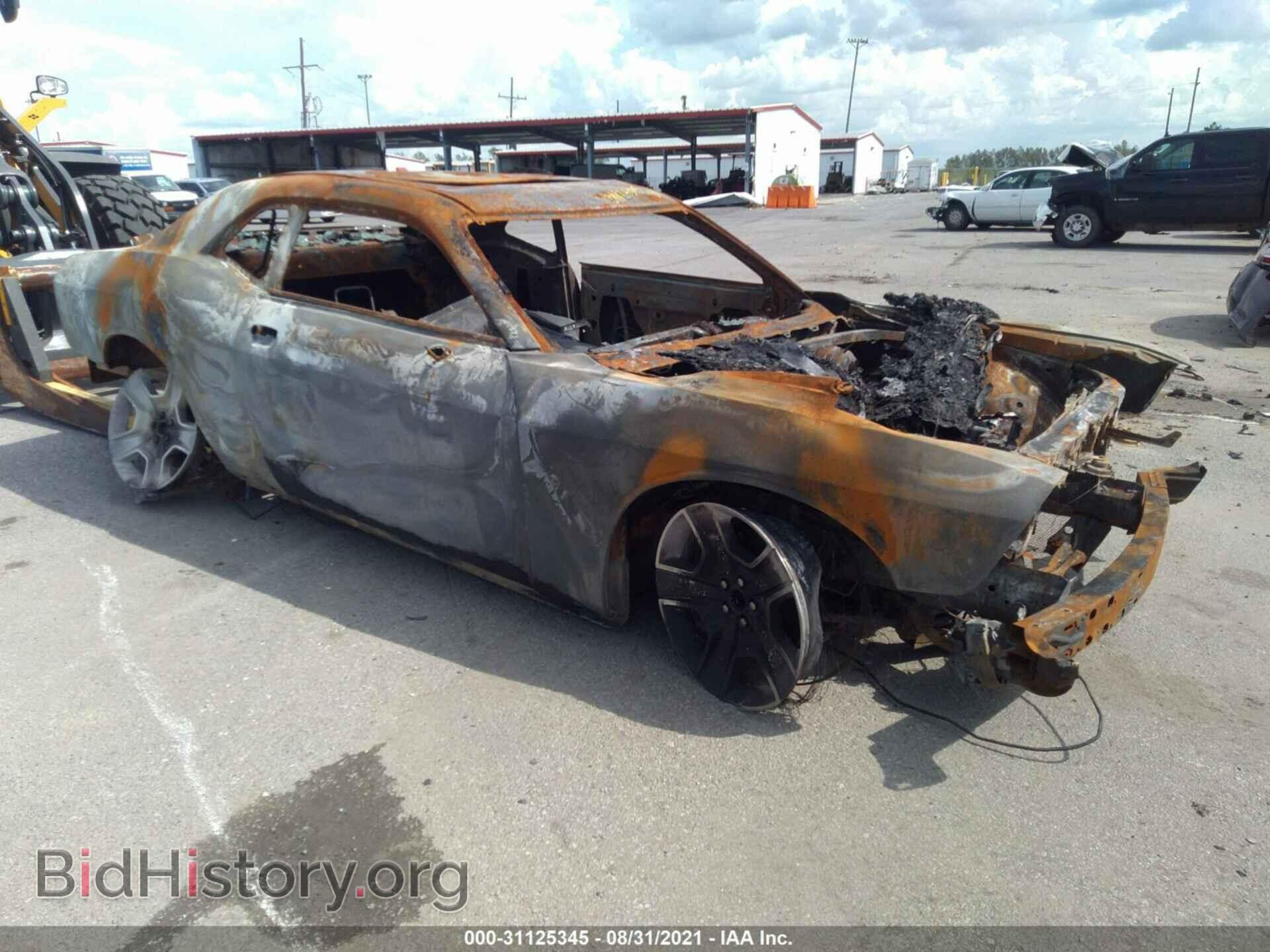 Photo 2C3CDYBT0DH552109 - DODGE CHALLENGER 2013