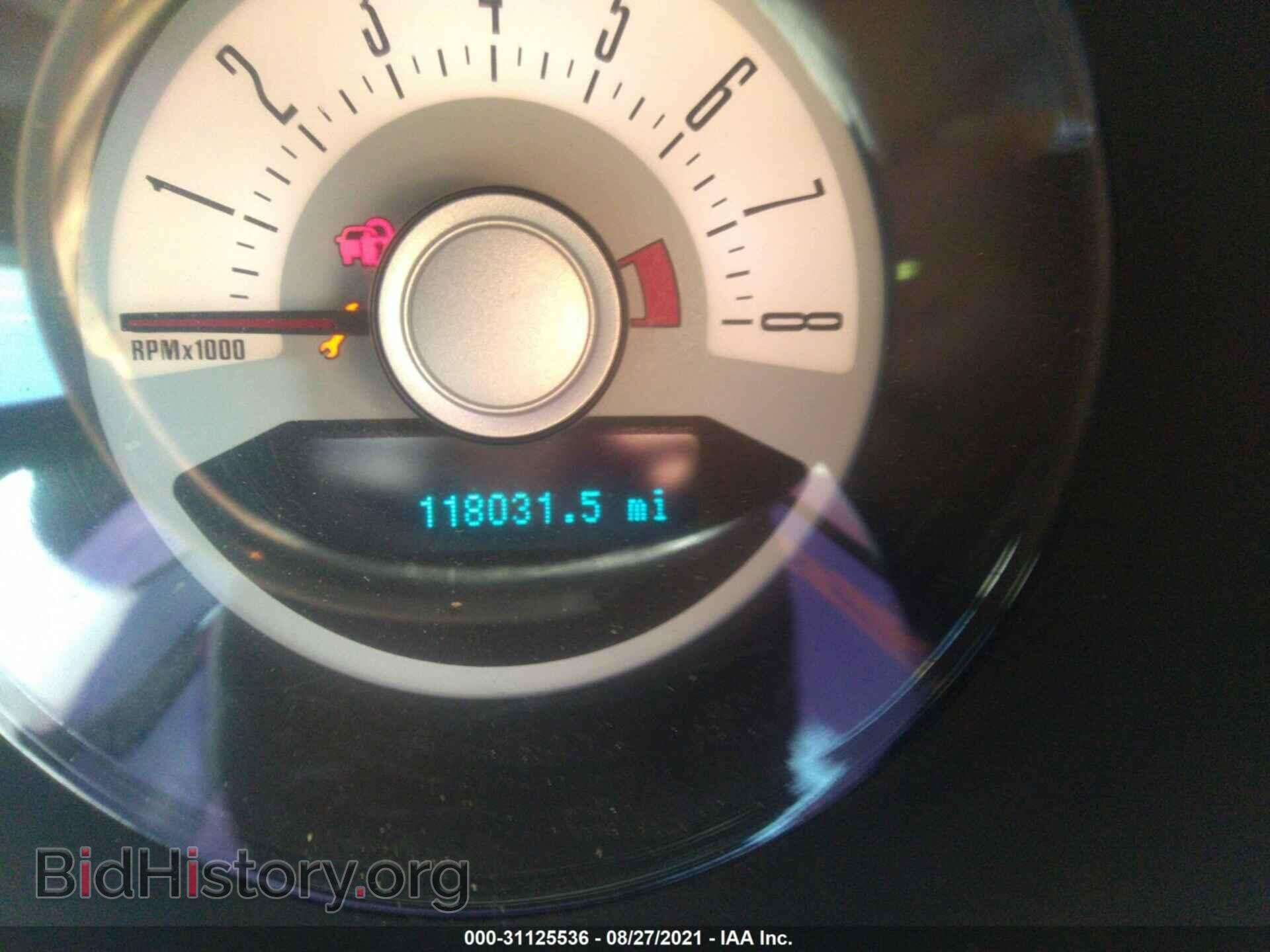 2011 FORD MUSTANG - VIN: 1ZVBP8CF1B5167215 - Фото 7