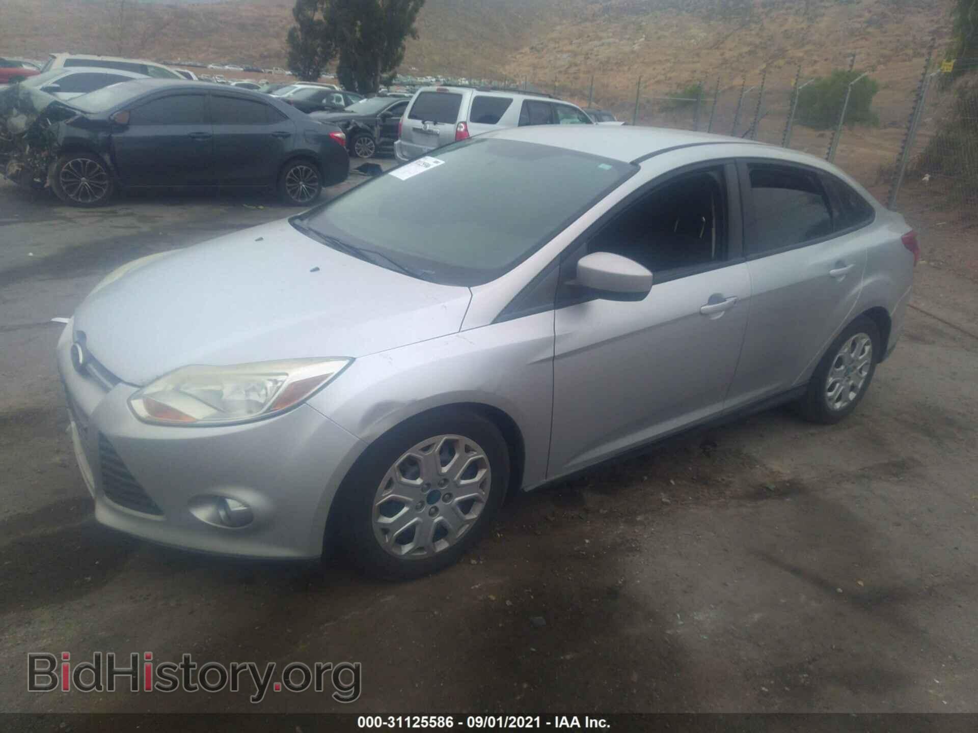2012 FORD FOCUS - VIN: 1FAHP3F24CL215687 - Фото 2