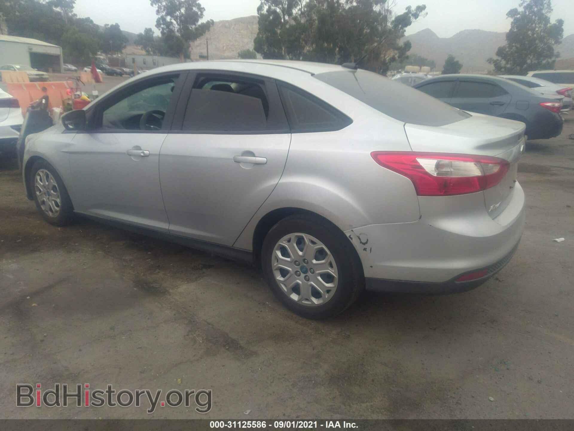 2012 FORD FOCUS - VIN: 1FAHP3F24CL215687 - Фото 3