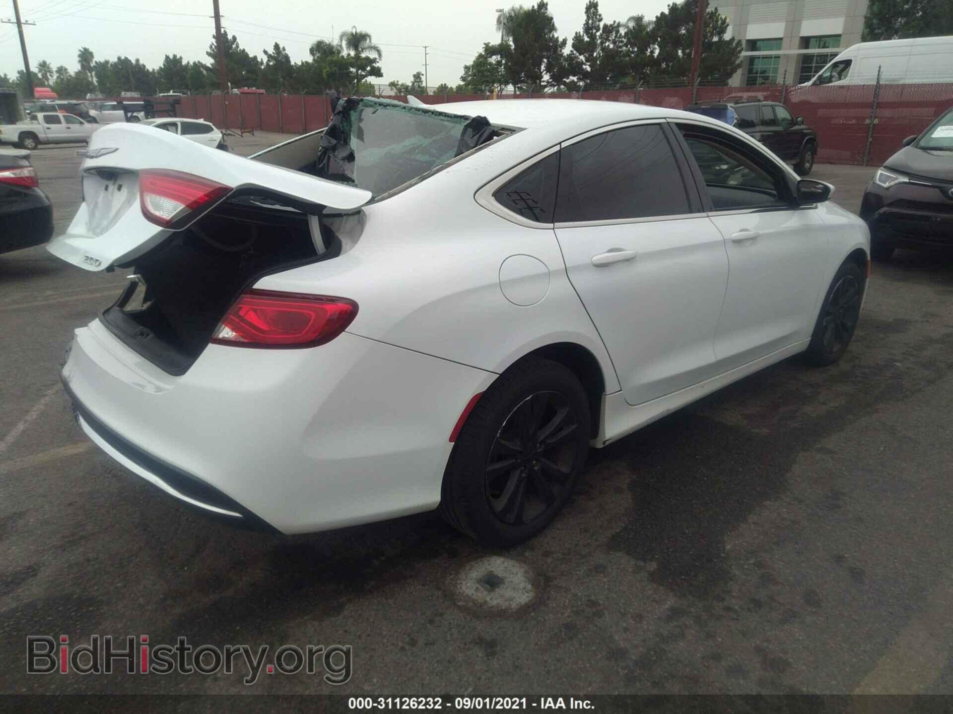 2016 CHRYSLER 200 - VIN: 1C3CCCAB2GN184493 - Фото 4