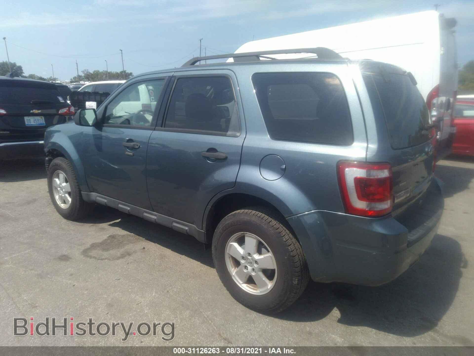 2012 FORD ESCAPE - VIN: 1FMCU0D77CKB00920 - Фото 3