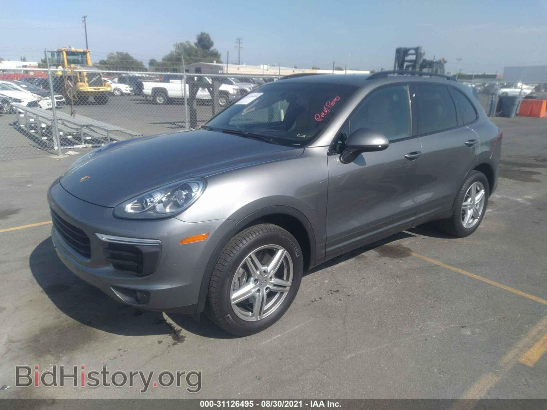 2016 PORSCHE CAYENNE - VIN: WP1AA2A22GKA37495 - Фото 2