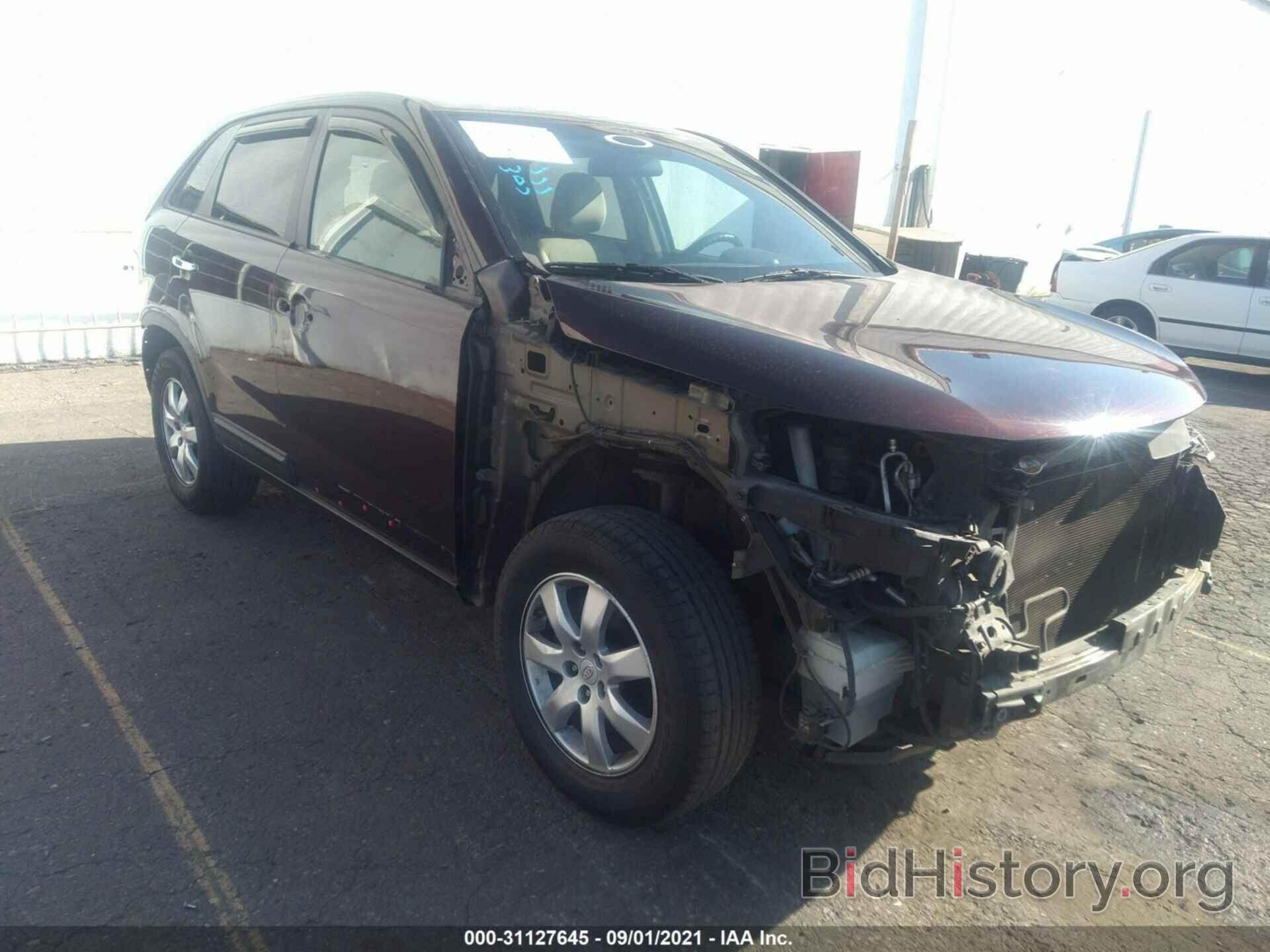 Photo 5XYKT3A16BG079163 - KIA SORENTO 2011