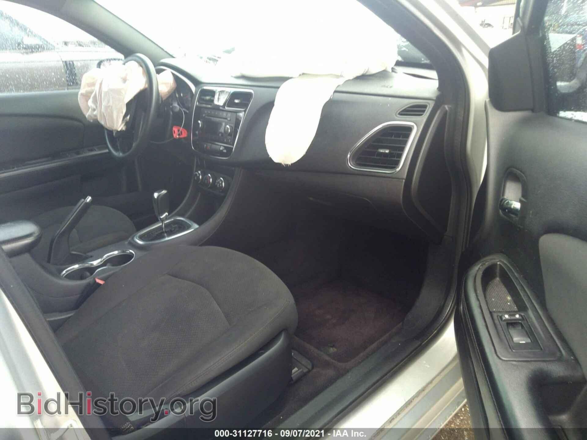 2012 CHRYSLER 200 - VIN: 1C3CCBAB3CN149739 - Photo 5