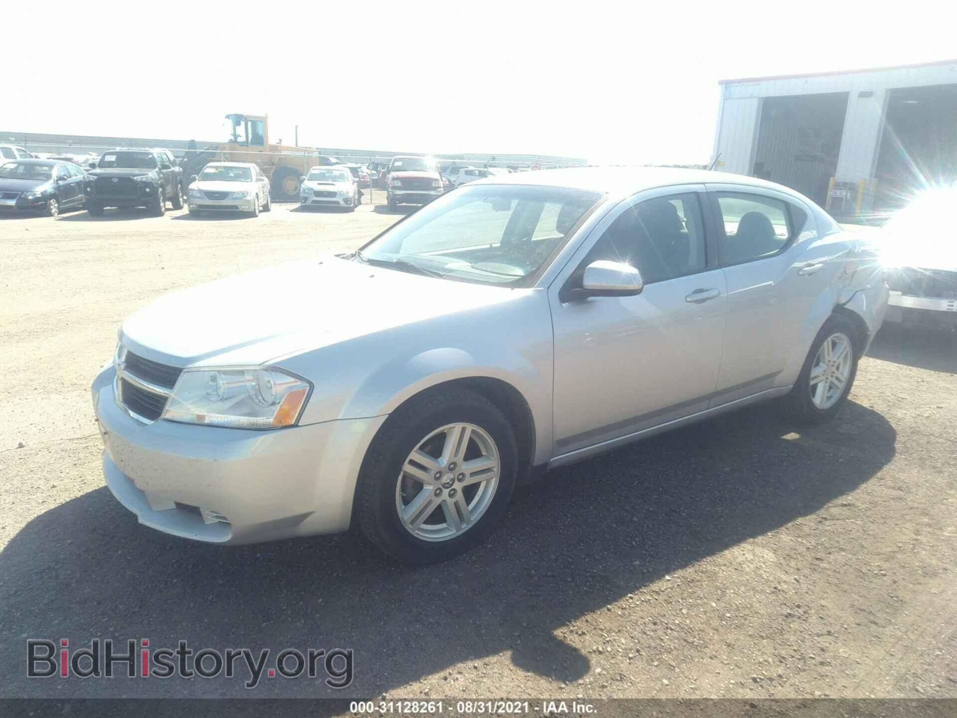 2010 DODGE AVENGER - VIN: 1B3CC1FB6AN175653 - Фото 2