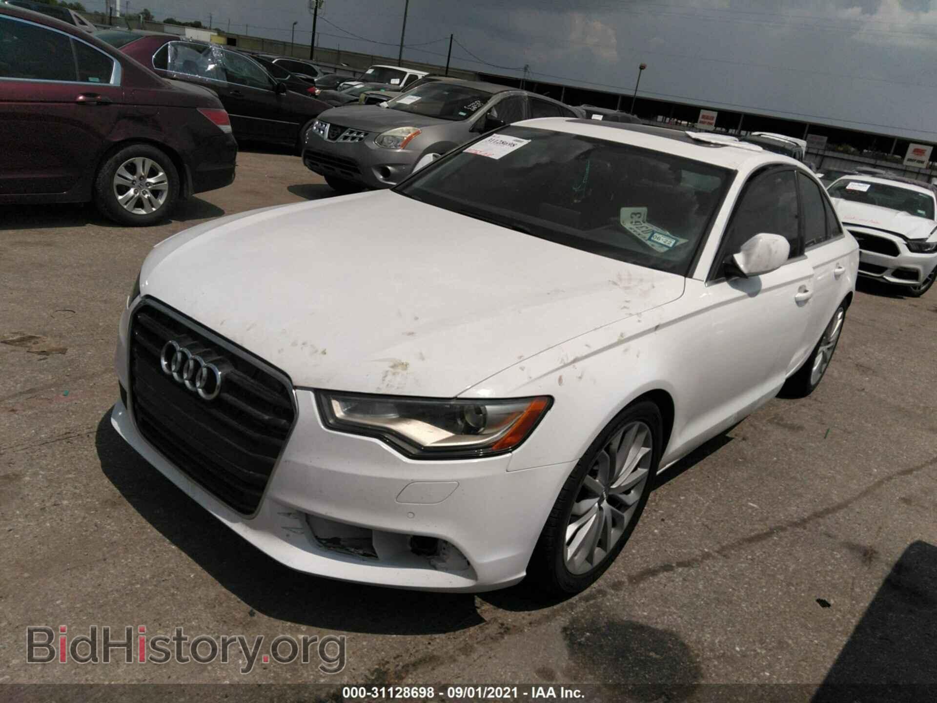 2012 AUDI A6 - VIN: WAUGGAFC5CN073029 - Фото 2