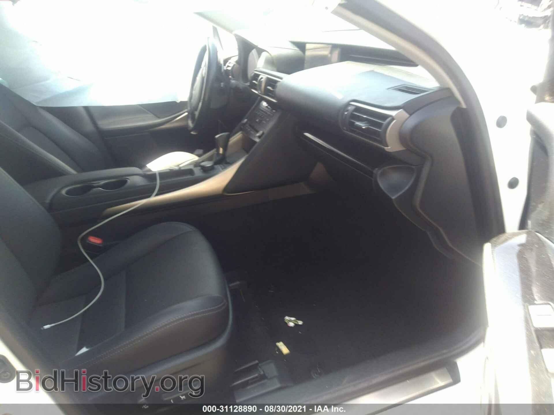 2017 LEXUS IS - VIN: JTHBA1D25H5040028 - Фото 5