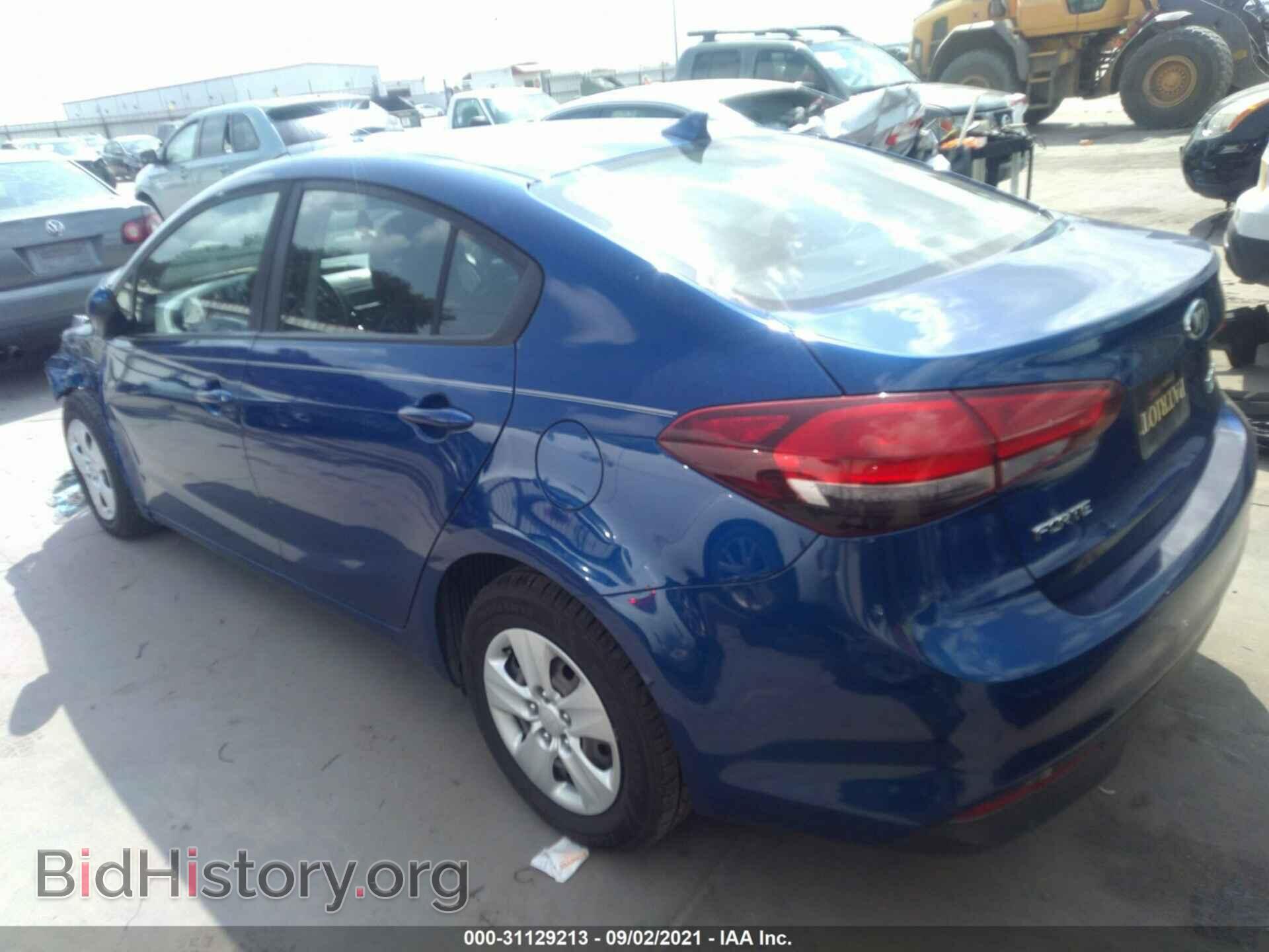 2017 KIA FORTE - VIN: 3KPFL4A71HE129713 - Фото 3