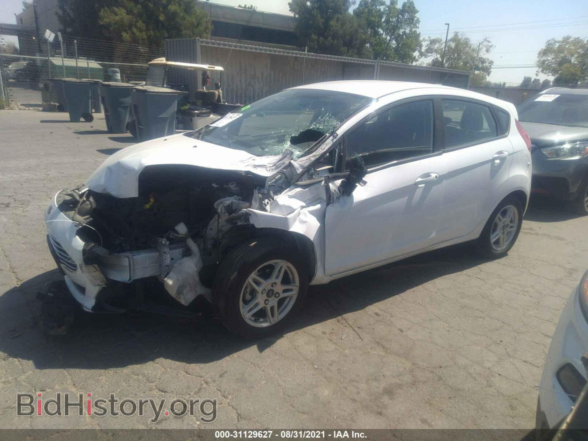 2019 FORD FIESTA - VIN: 3FADP4EJ4KM118760 - Фото 2