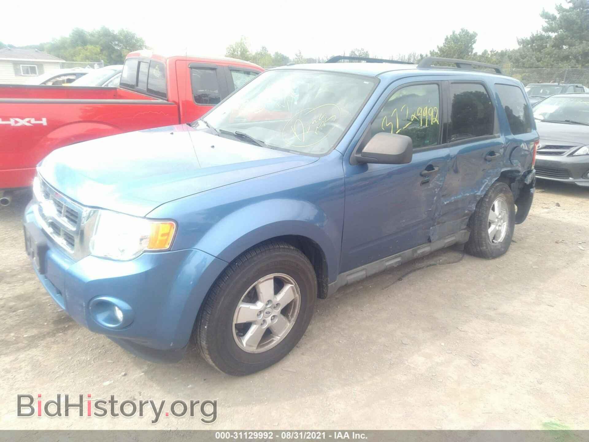 2009 FORD ESCAPE - VIN: 1FMCU03779KB26735 - Фото 2