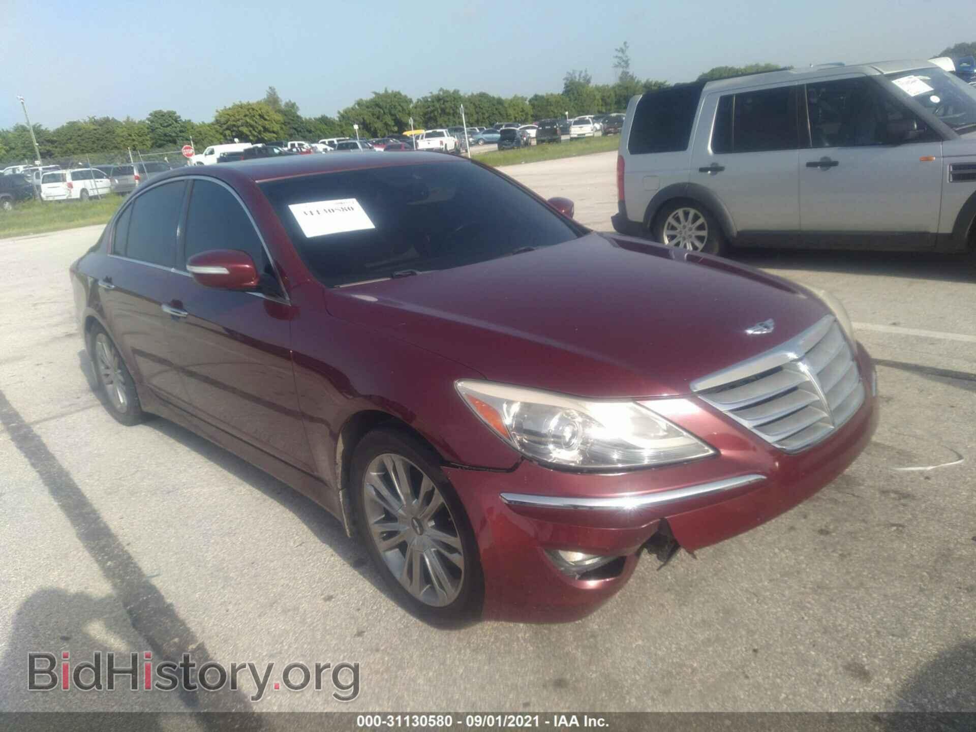 Photo KMHGC4DD2DU222995 - HYUNDAI GENESIS 2013