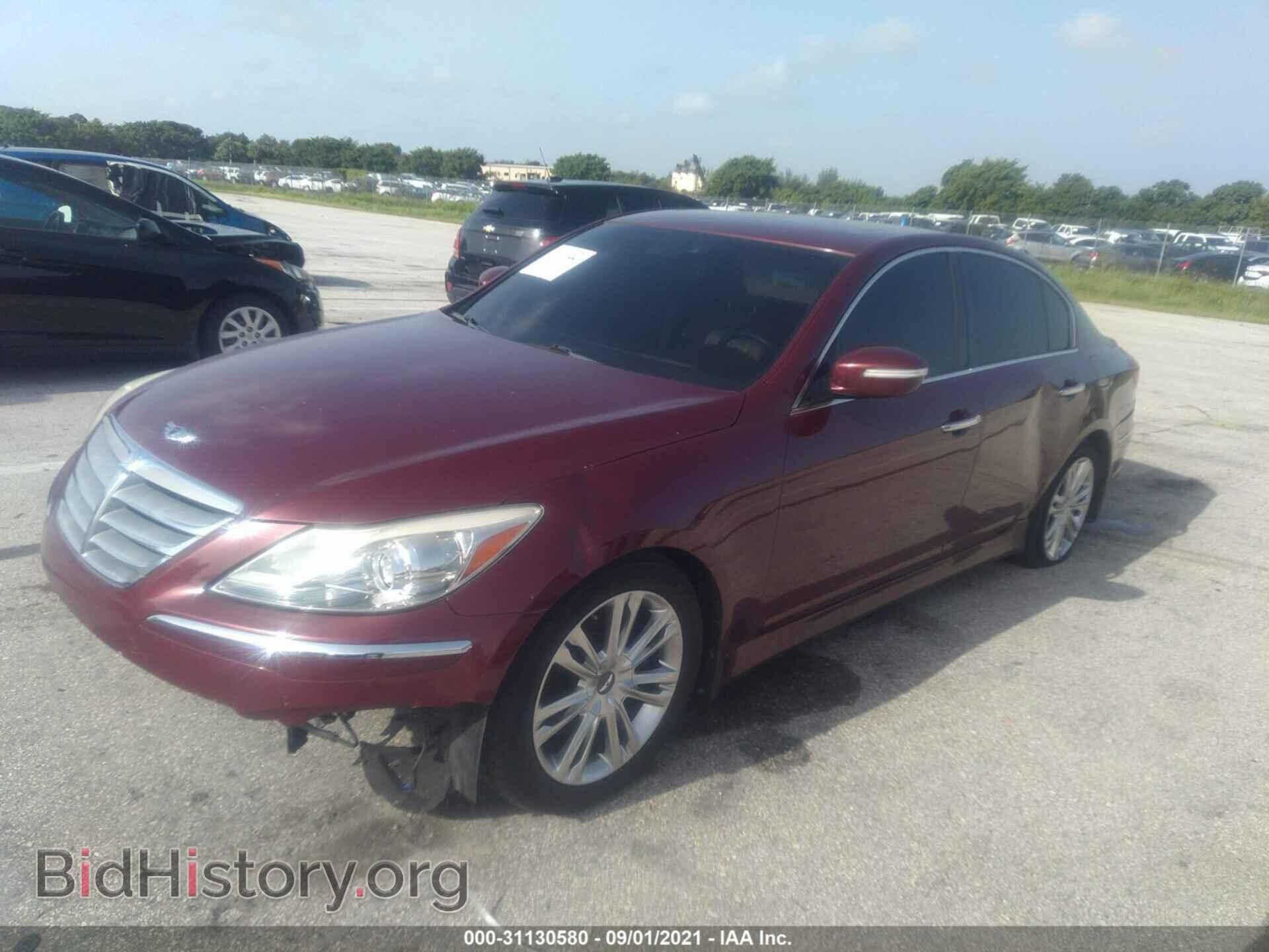 2013 HYUNDAI GENESIS - VIN: KMHGC4DD2DU222995 - Фото 2