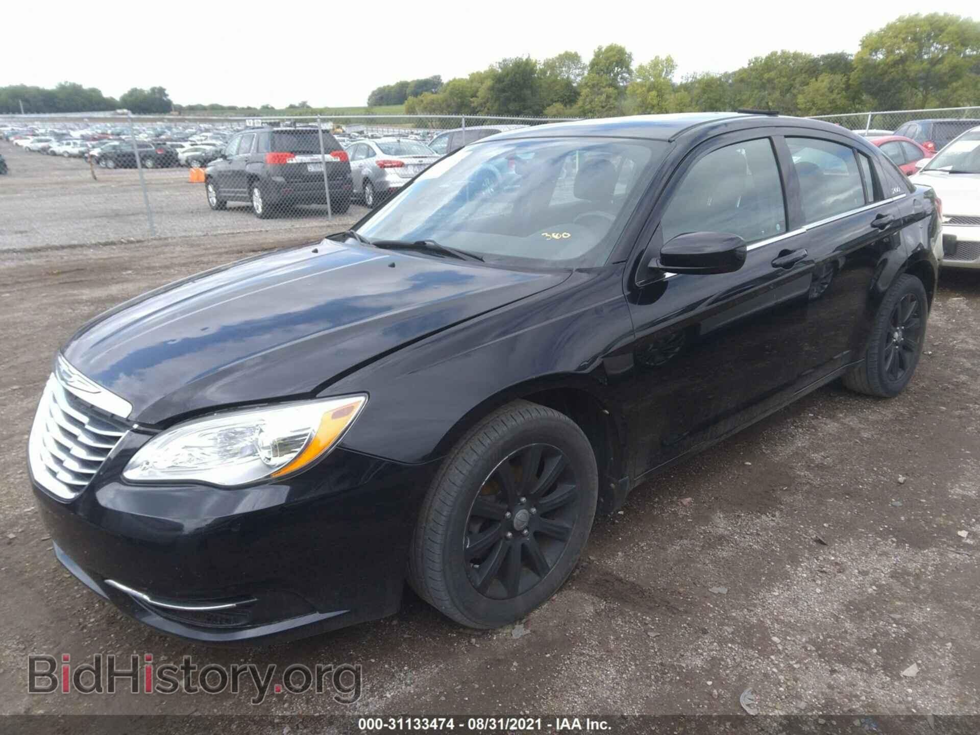 2012 CHRYSLER 200 - VIN: 1C3CCBBG7CN145686 - Photo 2