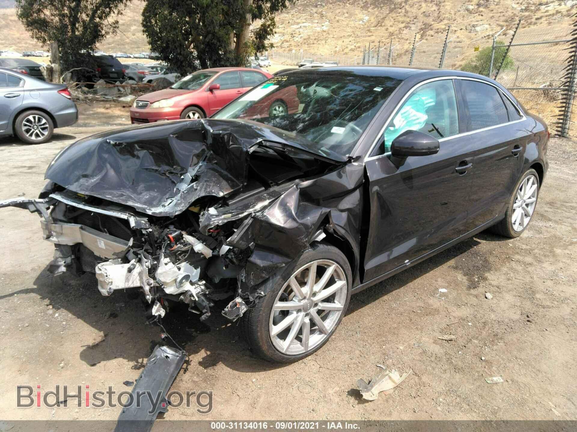 2015 AUDI A3 - VIN: WAUCCGFF0F1019057 - Фото 2