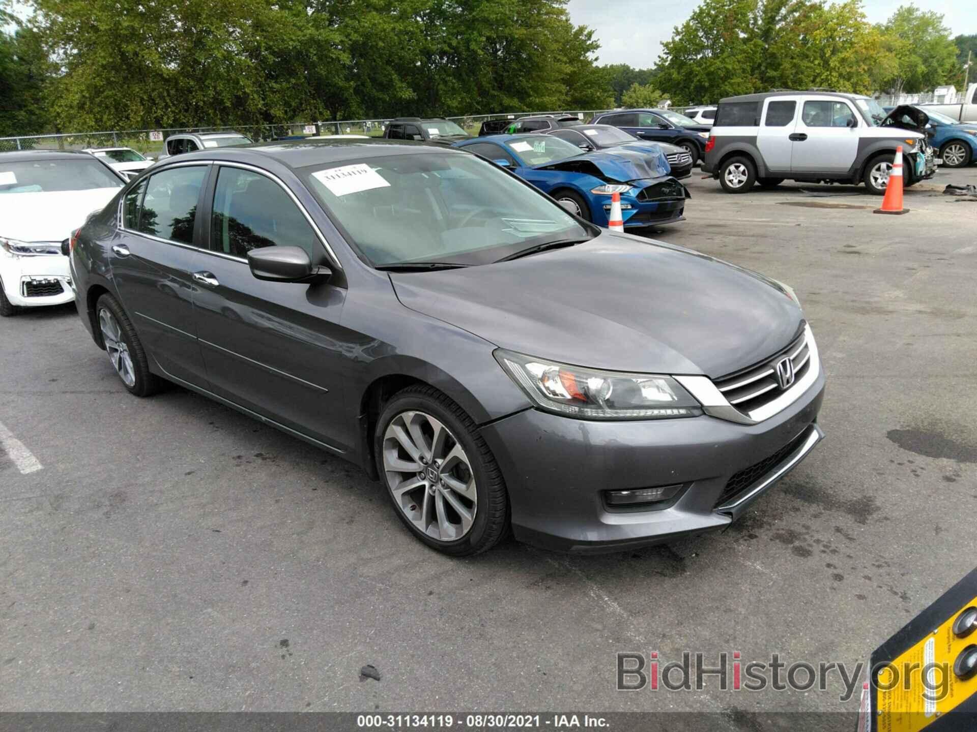 Photo 1HGCR2F53EA107564 - HONDA ACCORD SEDAN 2014