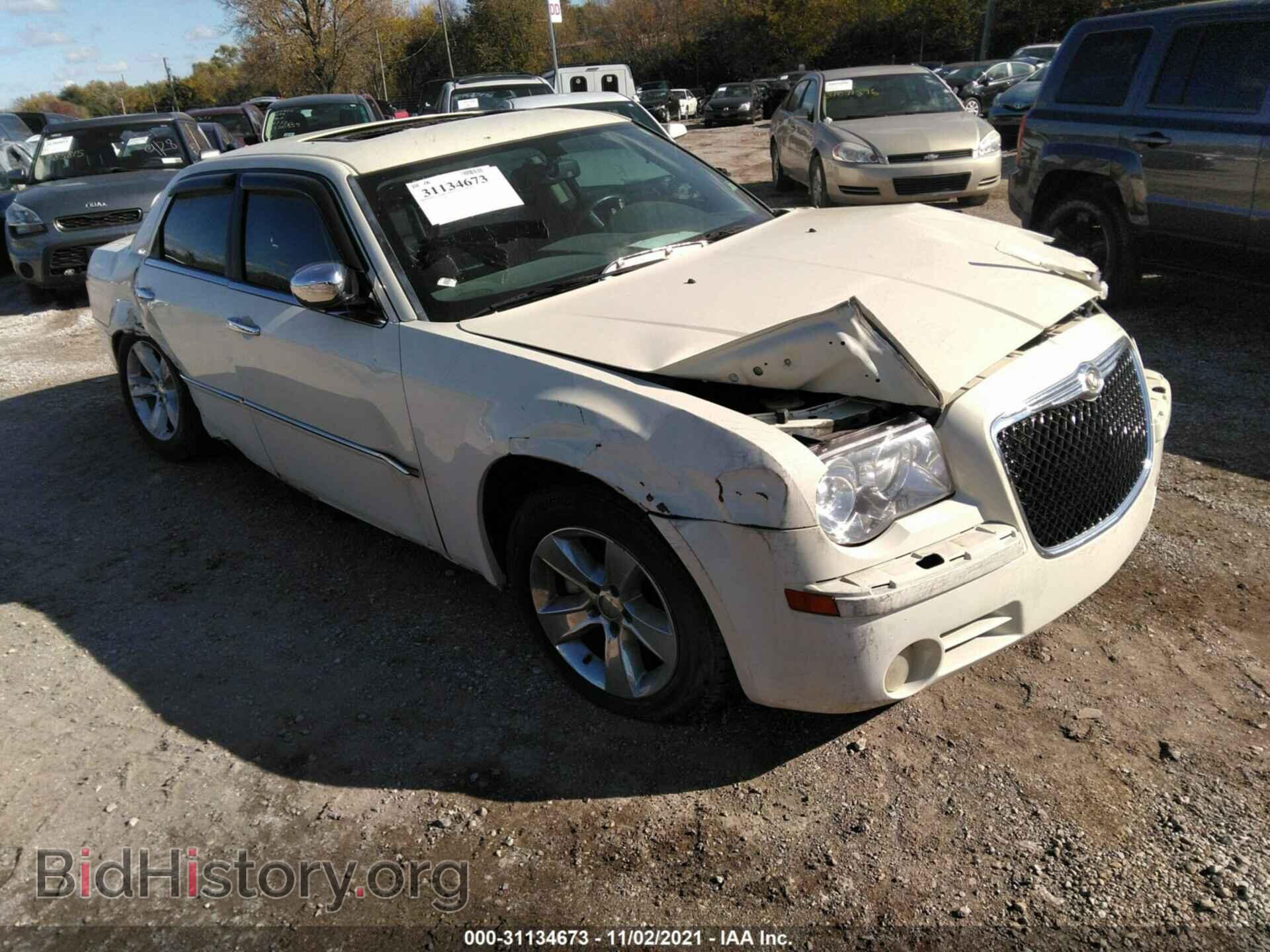 Photo 2C3CA3CV2AH319730 - CHRYSLER 300 2010