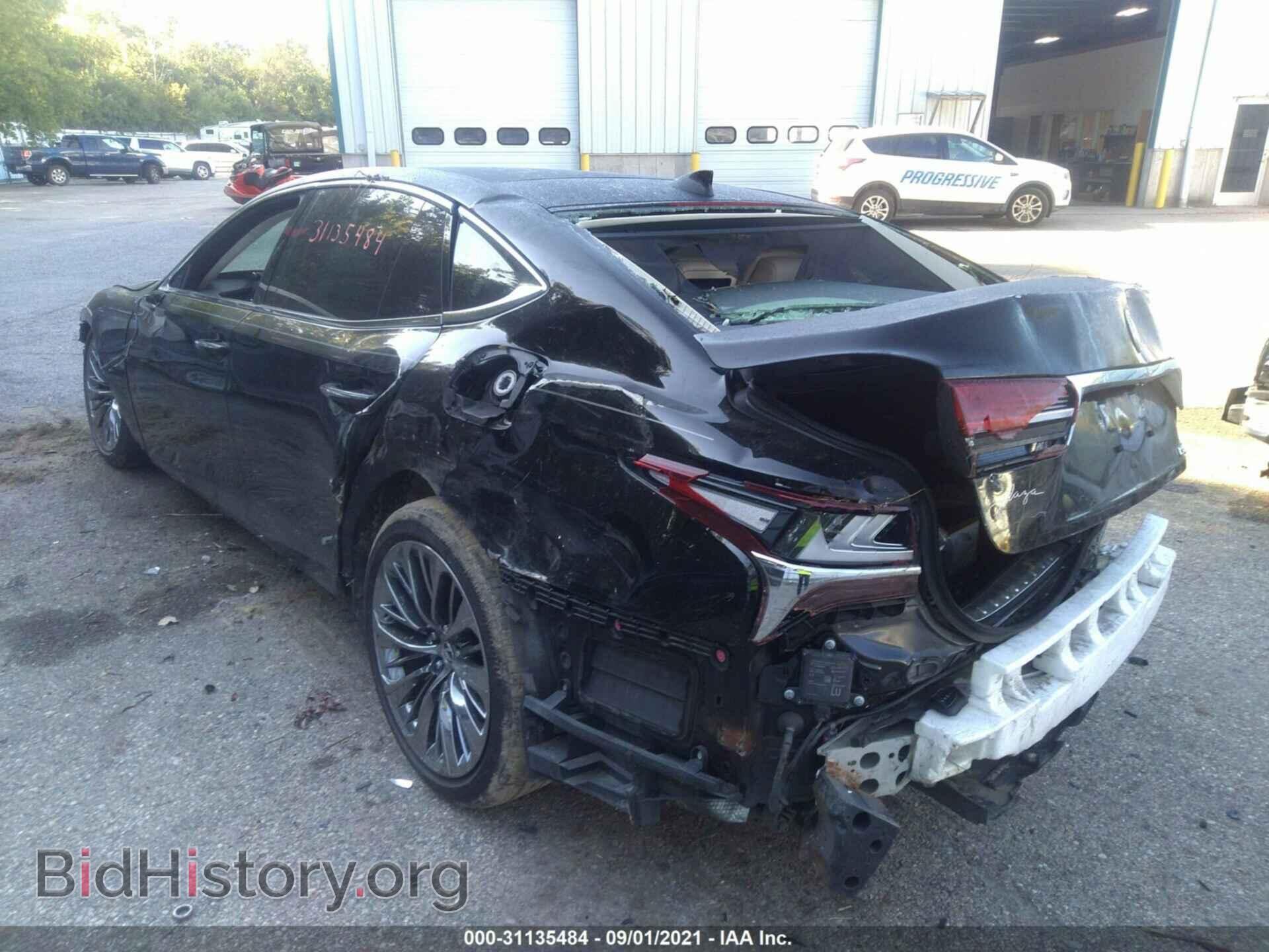 2018 LEXUS LS - VIN: JTHB5LFFXJ5000873 - Фото 3