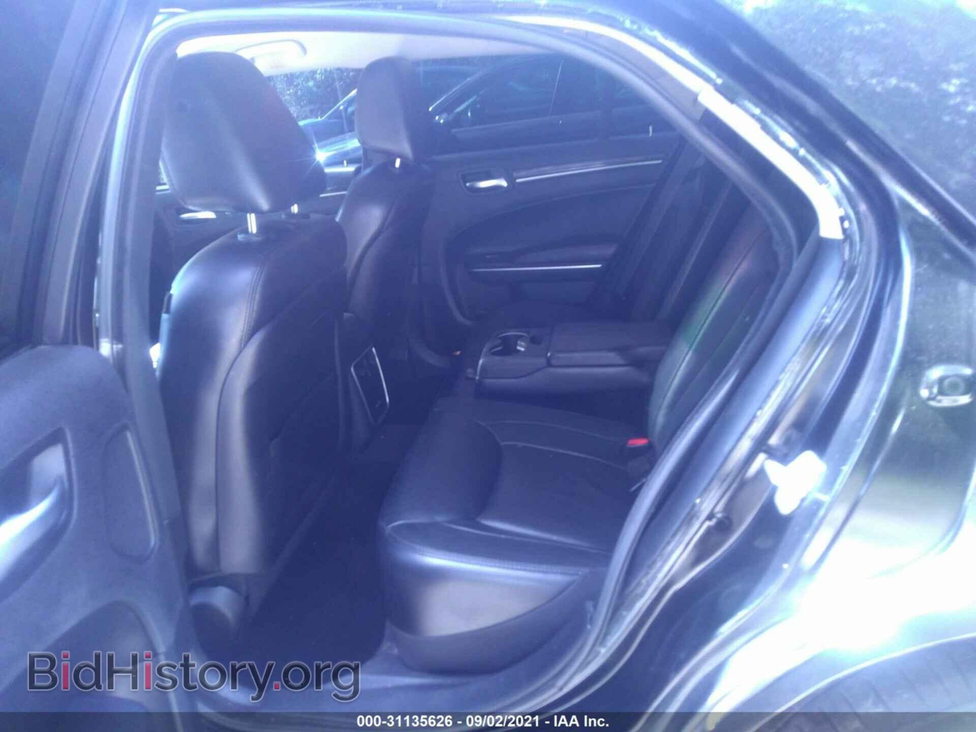 2016 CHRYSLER 300 - VIN: 2C3CCARG4GH198568 - Фото 8