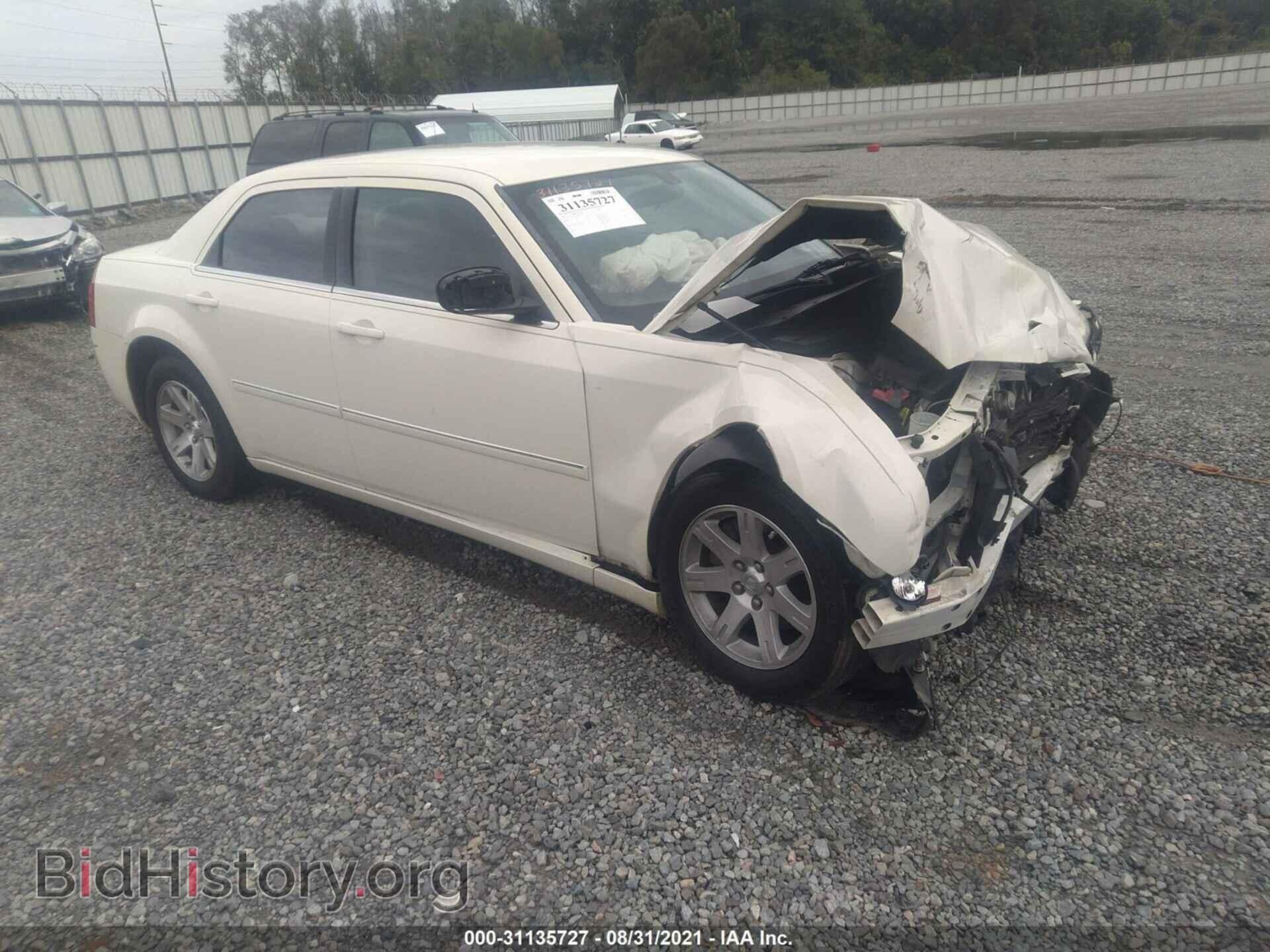 Photo 2C3KA53G77H883195 - CHRYSLER 300 2007