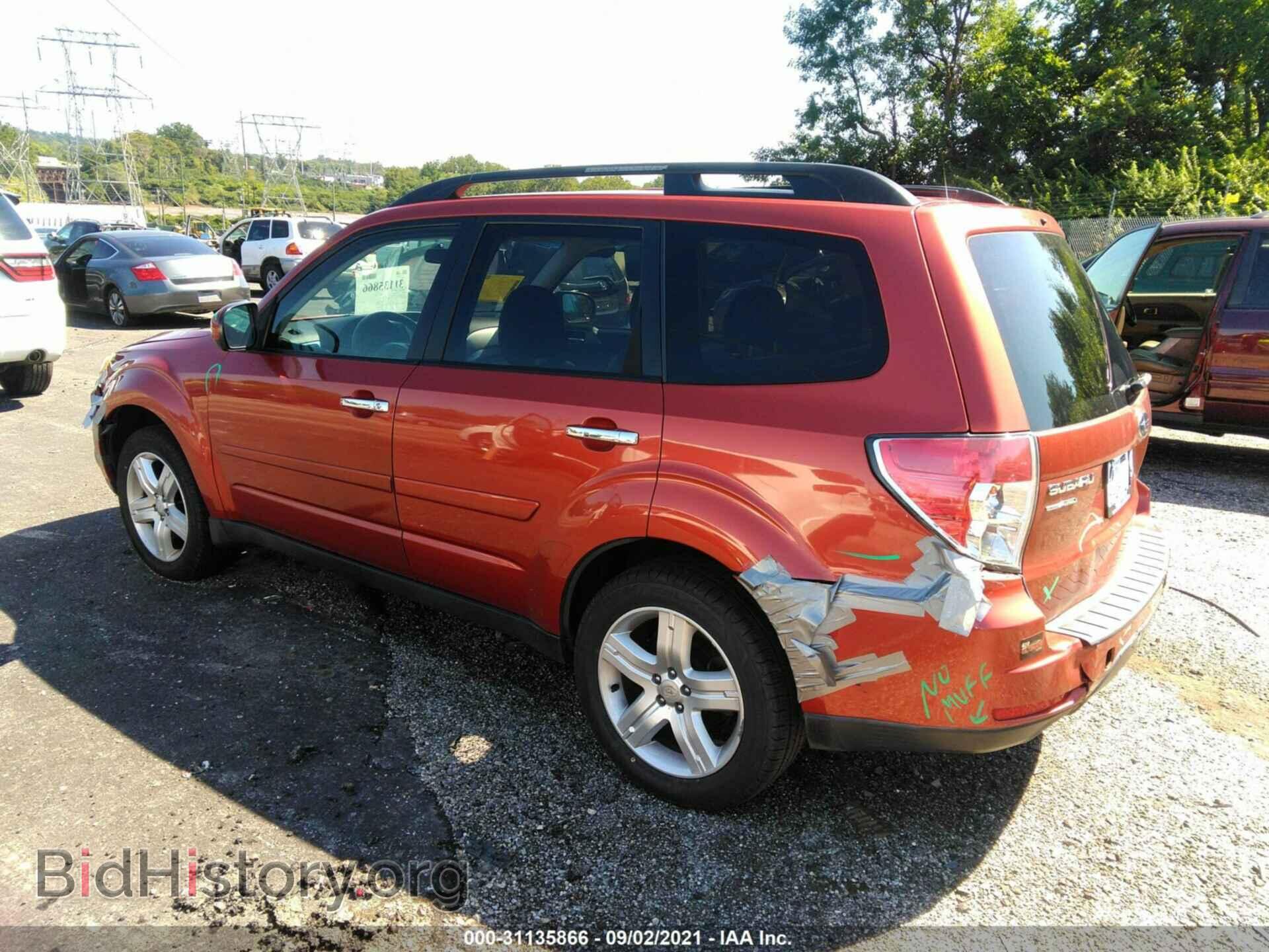 2010 SUBARU FORESTER - VIN: JF2SH6DC8AH737217 - Фото 3