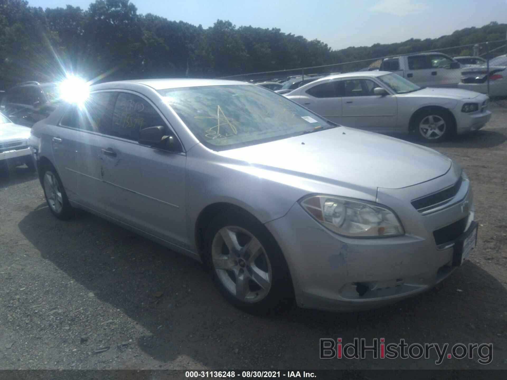 Photo 1G1ZG57B494127842 - CHEVROLET MALIBU 2009