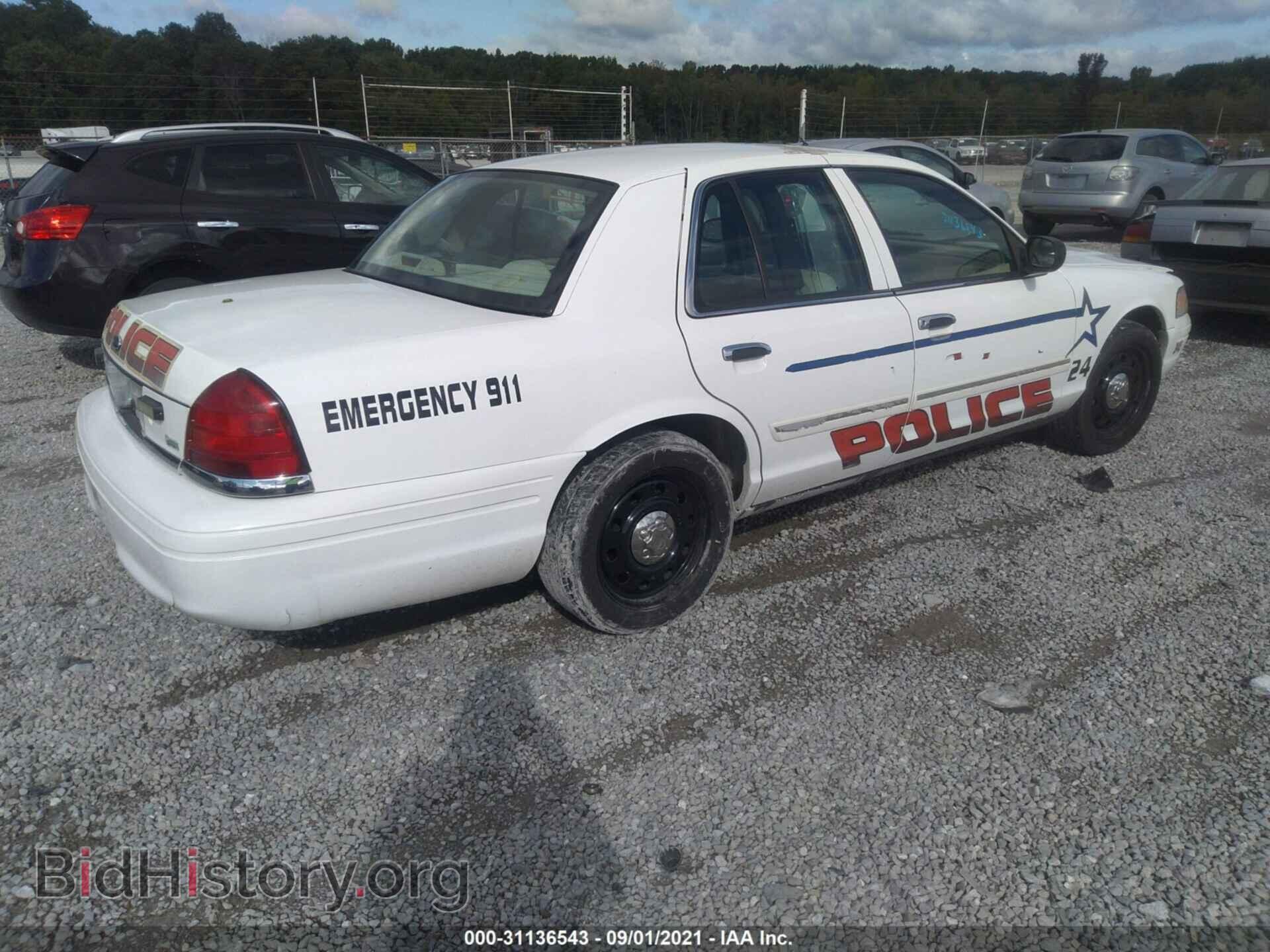 2011 FORD POLICE INTERCEPTOR - VIN: 2FABP7BV7BX104775 - Photo 4
