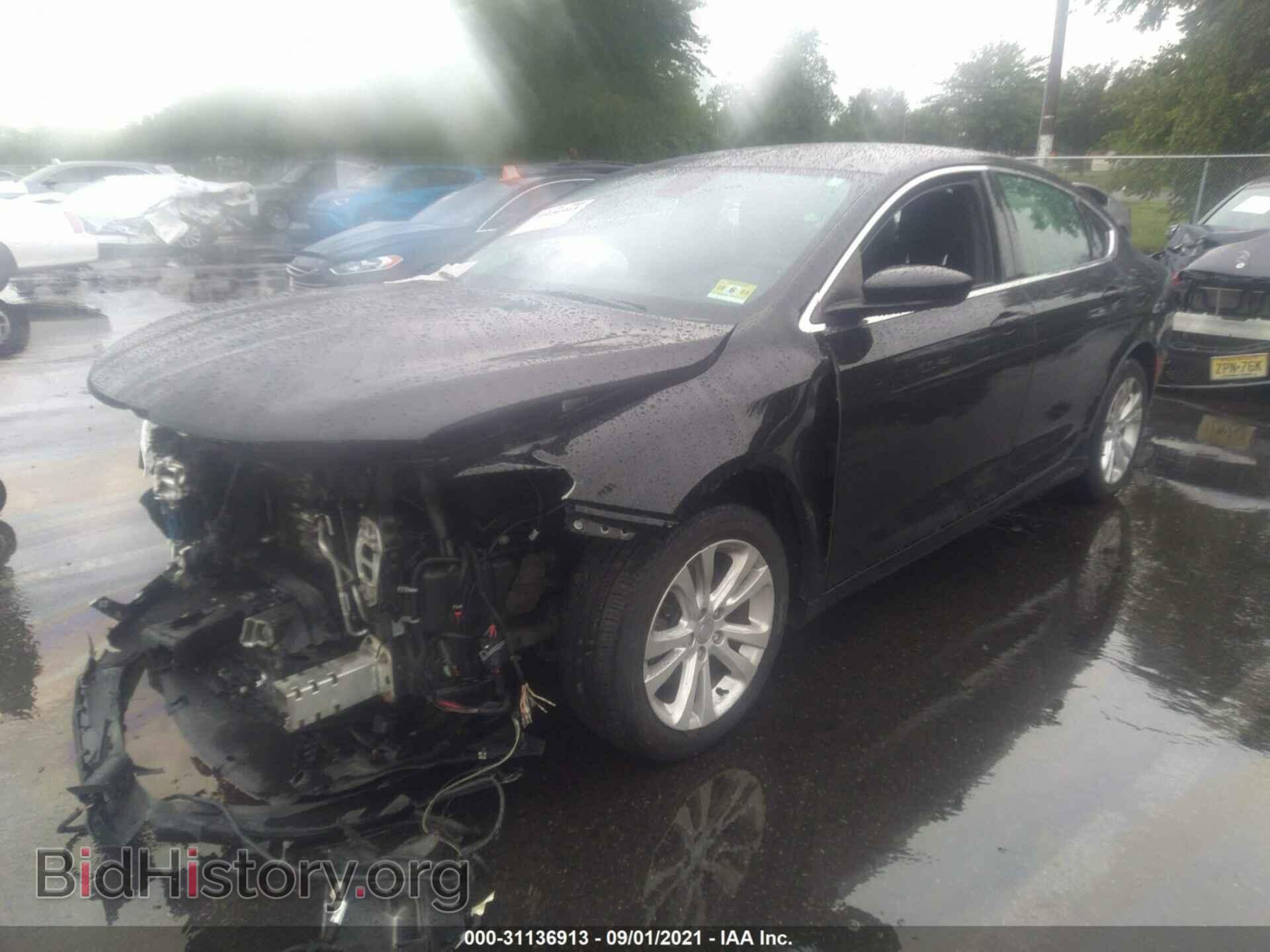 2015 CHRYSLER 200 - VIN: 1C3CCCAB3FN740342 - Photo 2
