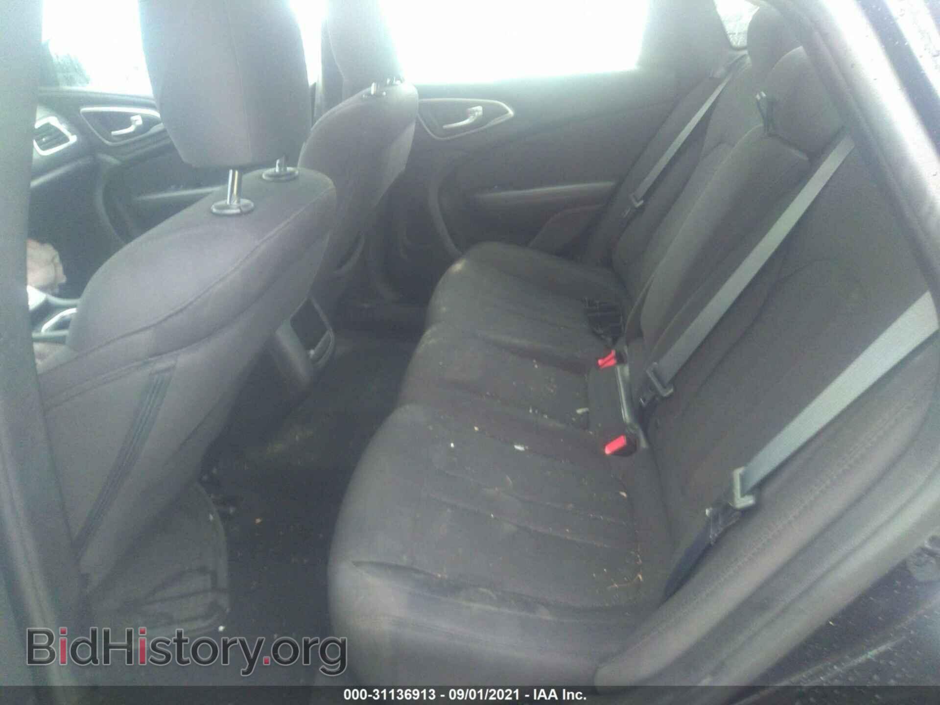 2015 CHRYSLER 200 - VIN: 1C3CCCAB3FN740342 - Photo 8