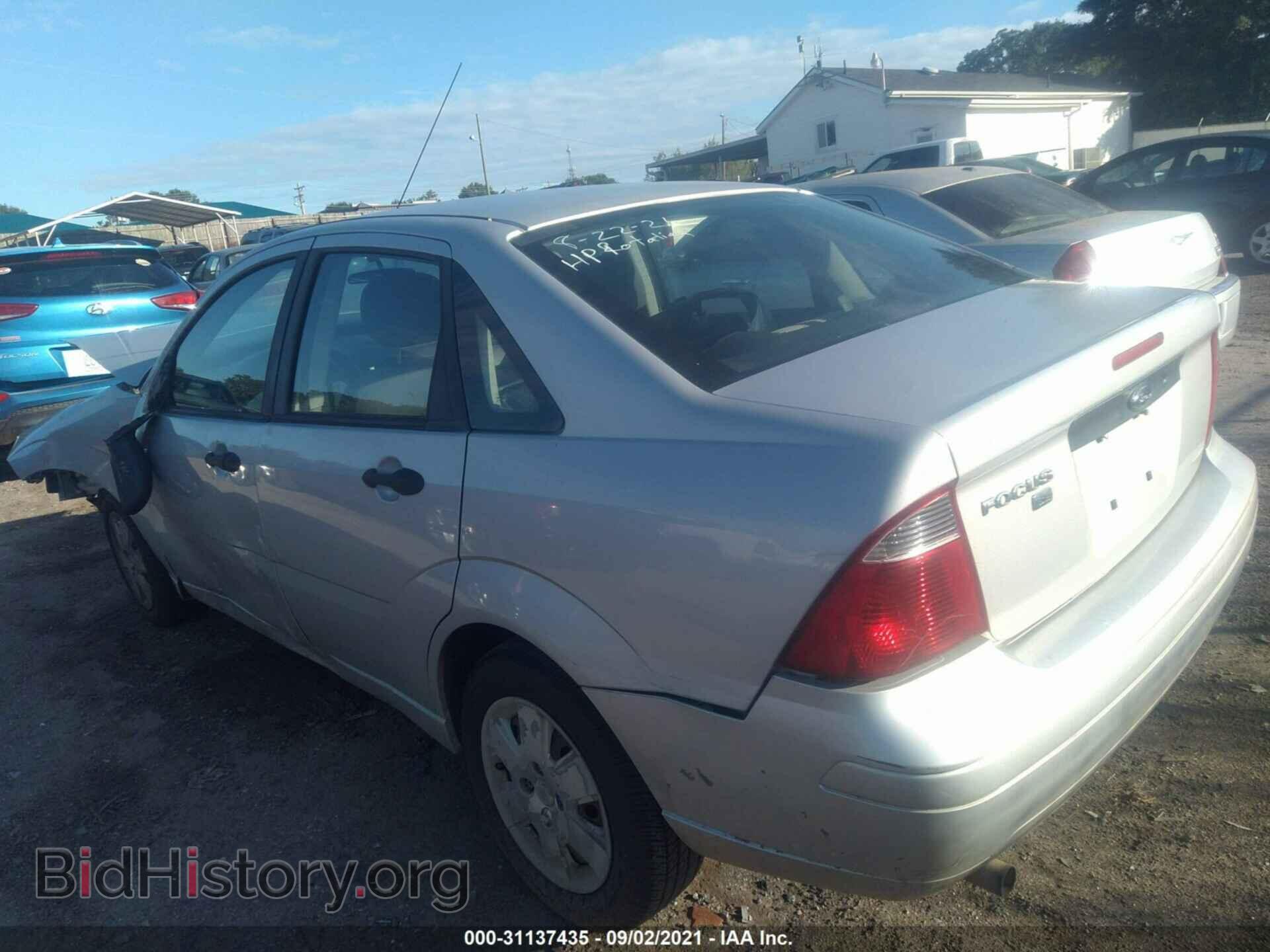 2007 FORD FOCUS - VIN: 1FAFP34N77W306543 - Фото 3