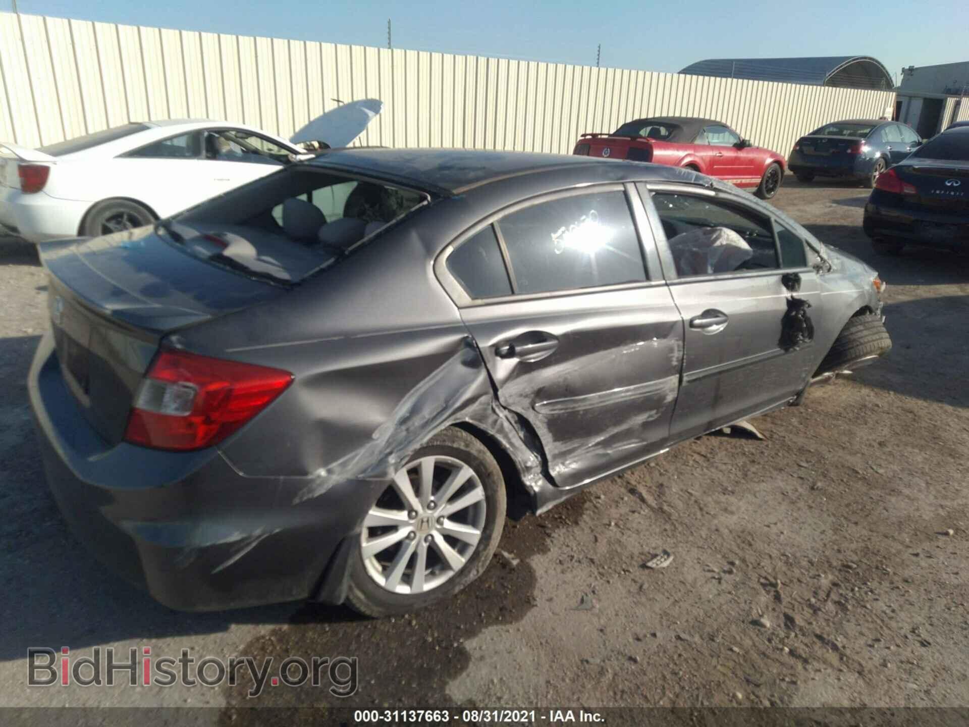 2012 HONDA CIVIC SDN - VIN: 2HGFB2F81CH570670 - Фото 4