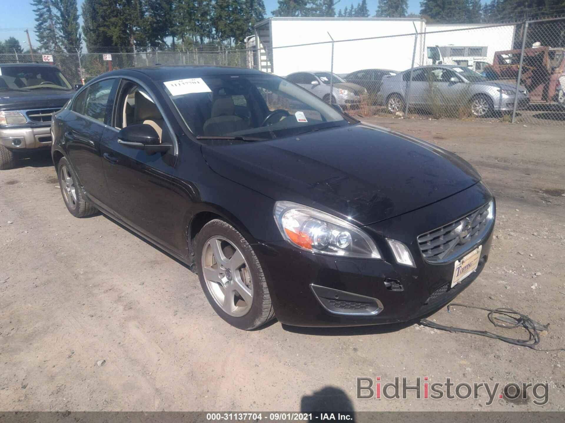 Photo YV1612FS6D2185798 - VOLVO S60 2013