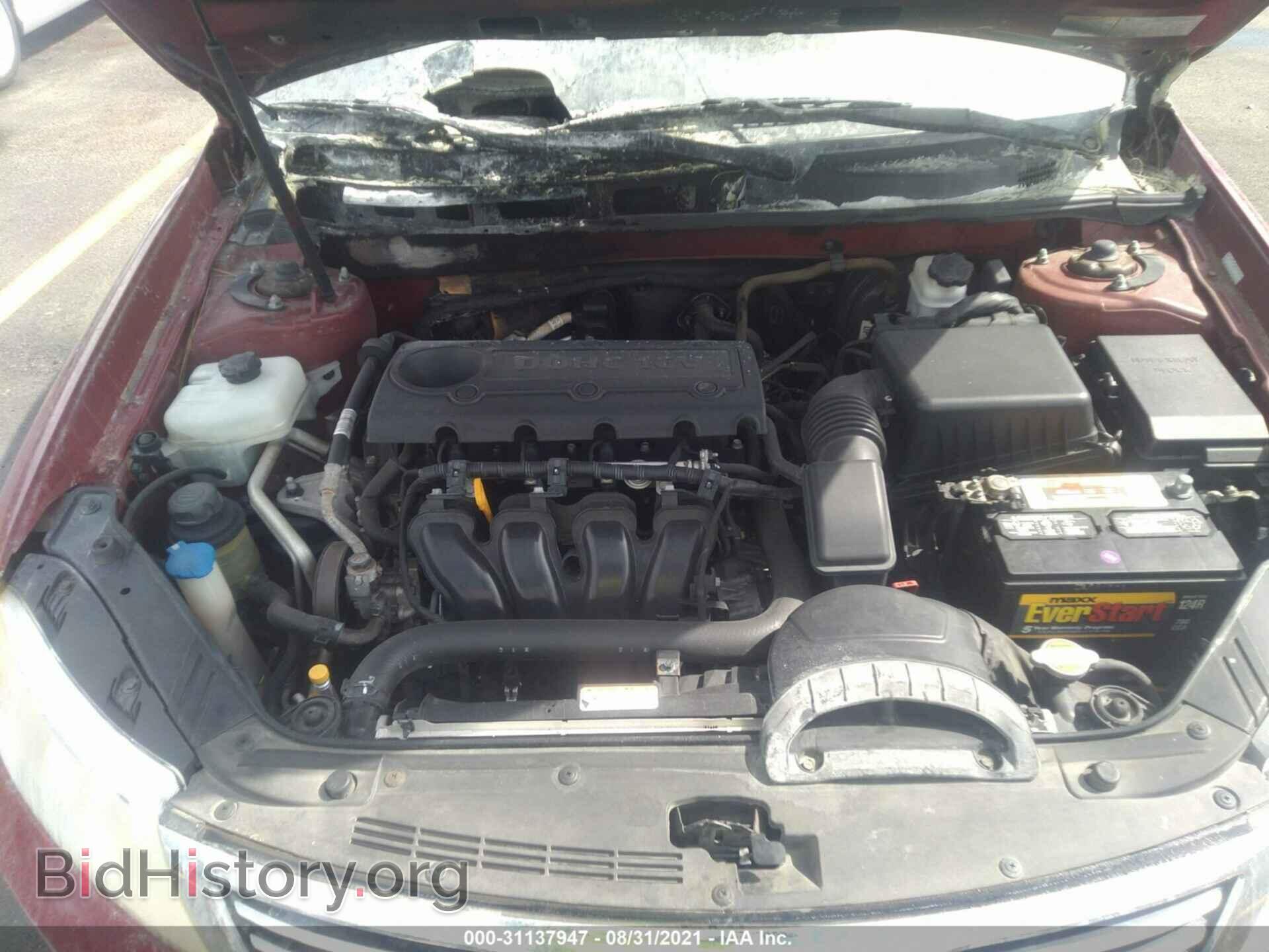 2009 KIA OPTIMA - VIN: KNAGE228695298193 - Фото 10