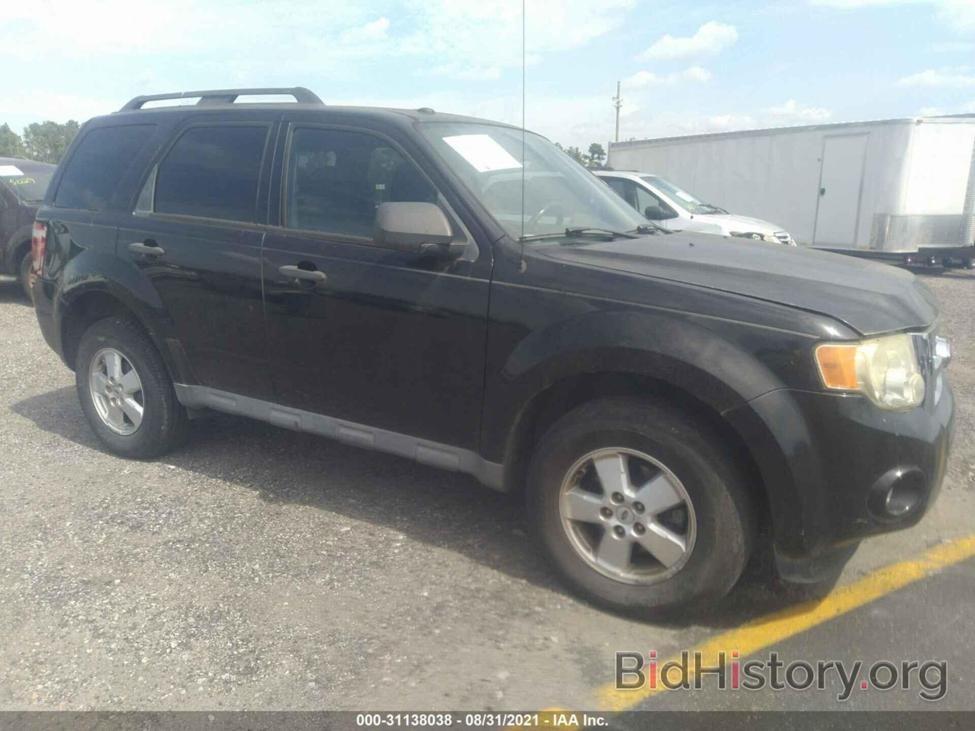 Photo 1FMCU03G79KB54504 - FORD ESCAPE 2009