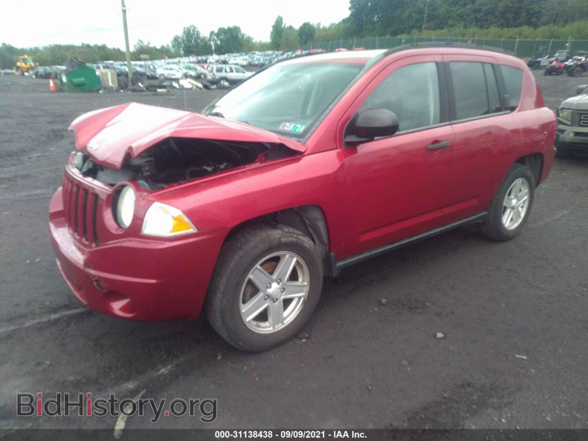 2007 JEEP COMPASS - VIN: 1J8FF47W47D272220 - Фото 2