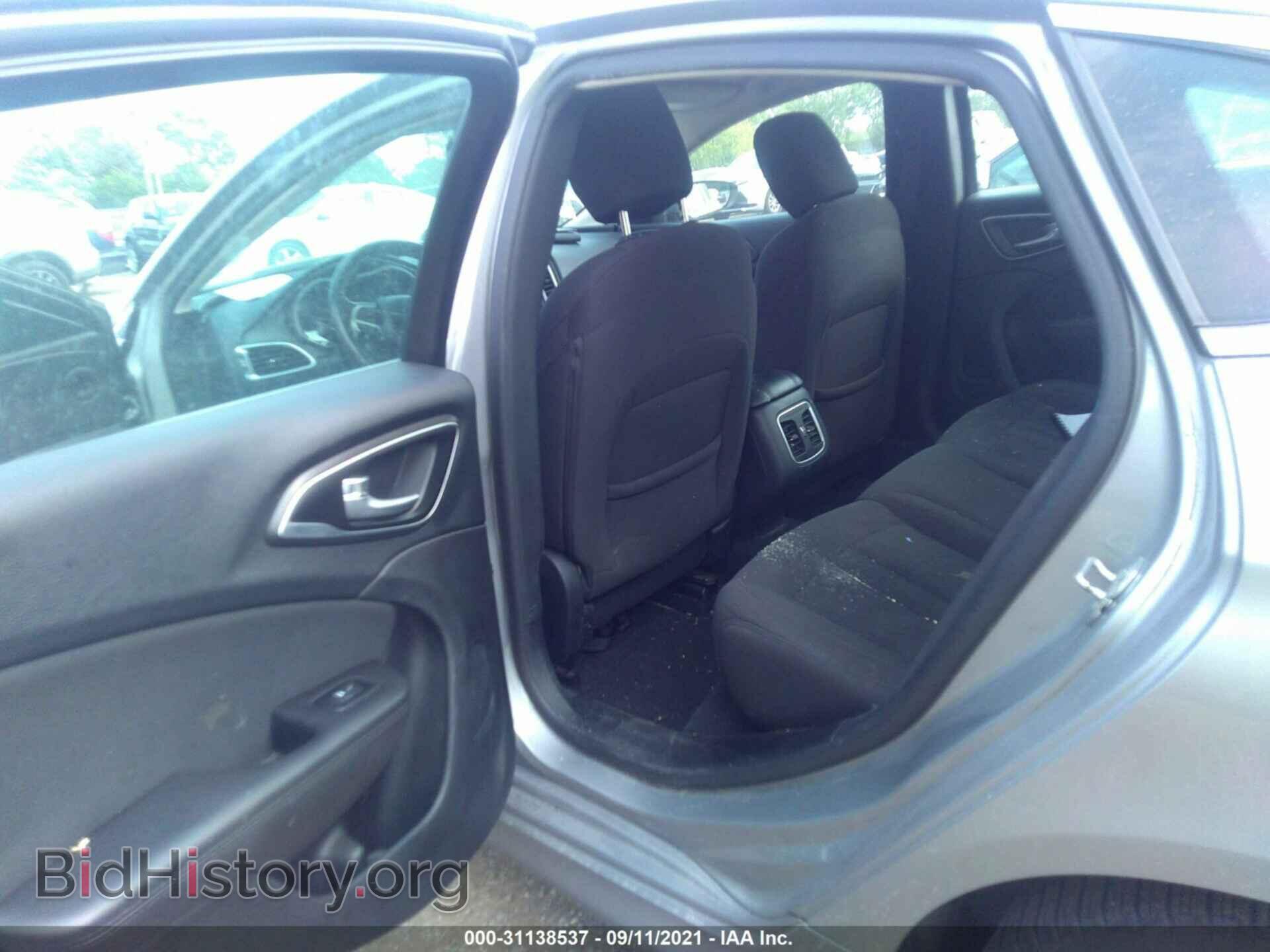 2015 CHRYSLER 200 - VIN: 1C3CCCABXFN654428 - Фото 8