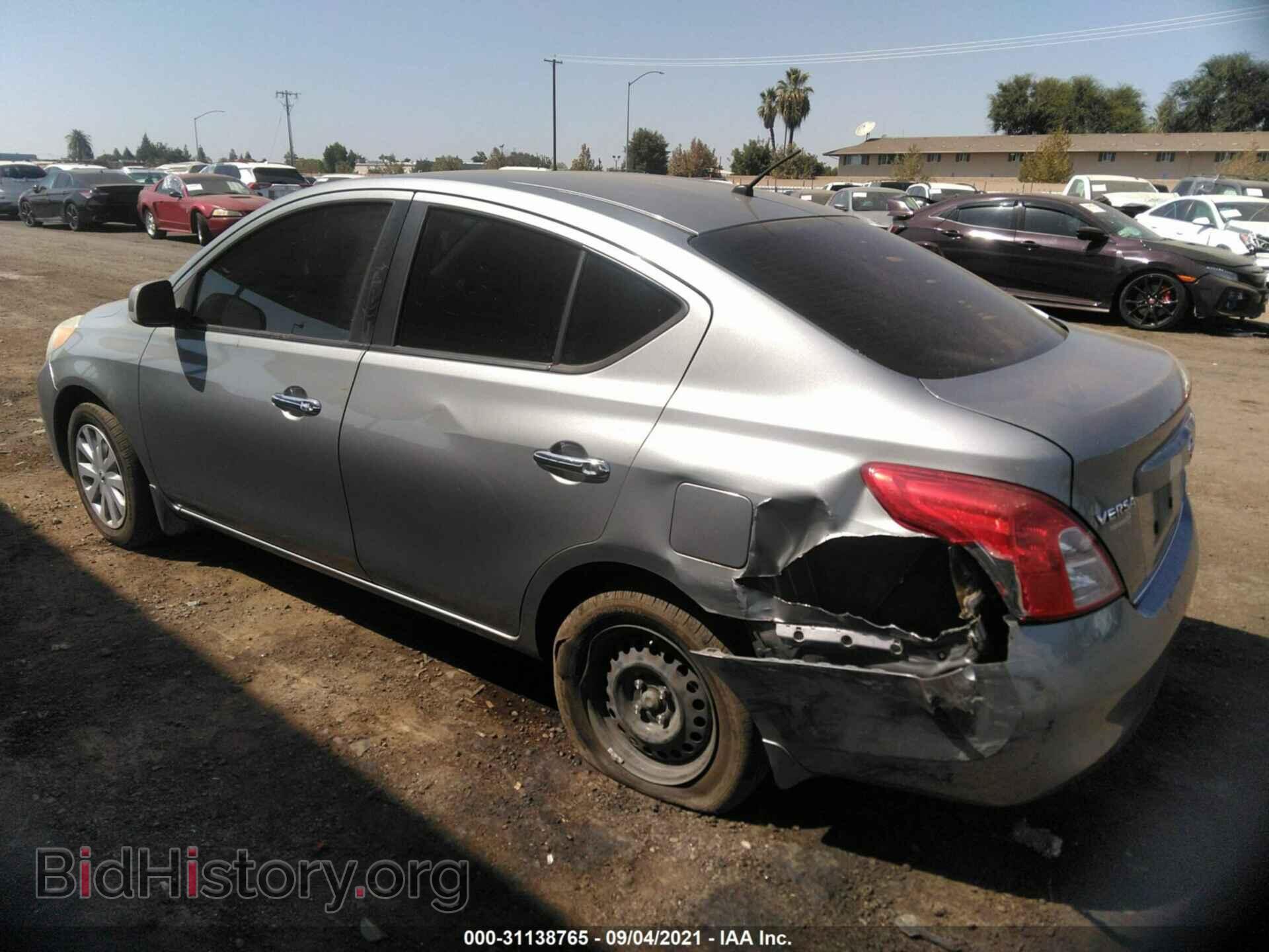 2012 NISSAN VERSA - VIN: 3N1CN7AP1CL907403 - Фото 3