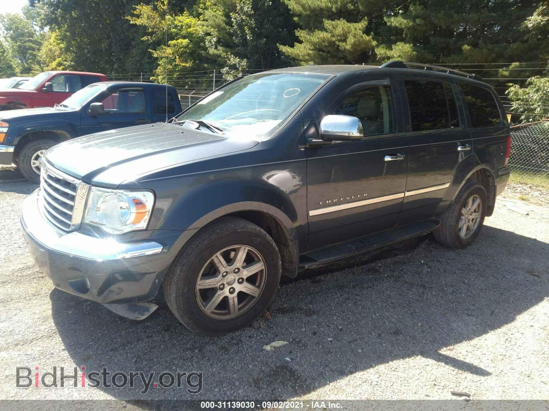 2007 CHRYSLER ASPEN - VIN: 1A8HW58277F534360 - Фото 2