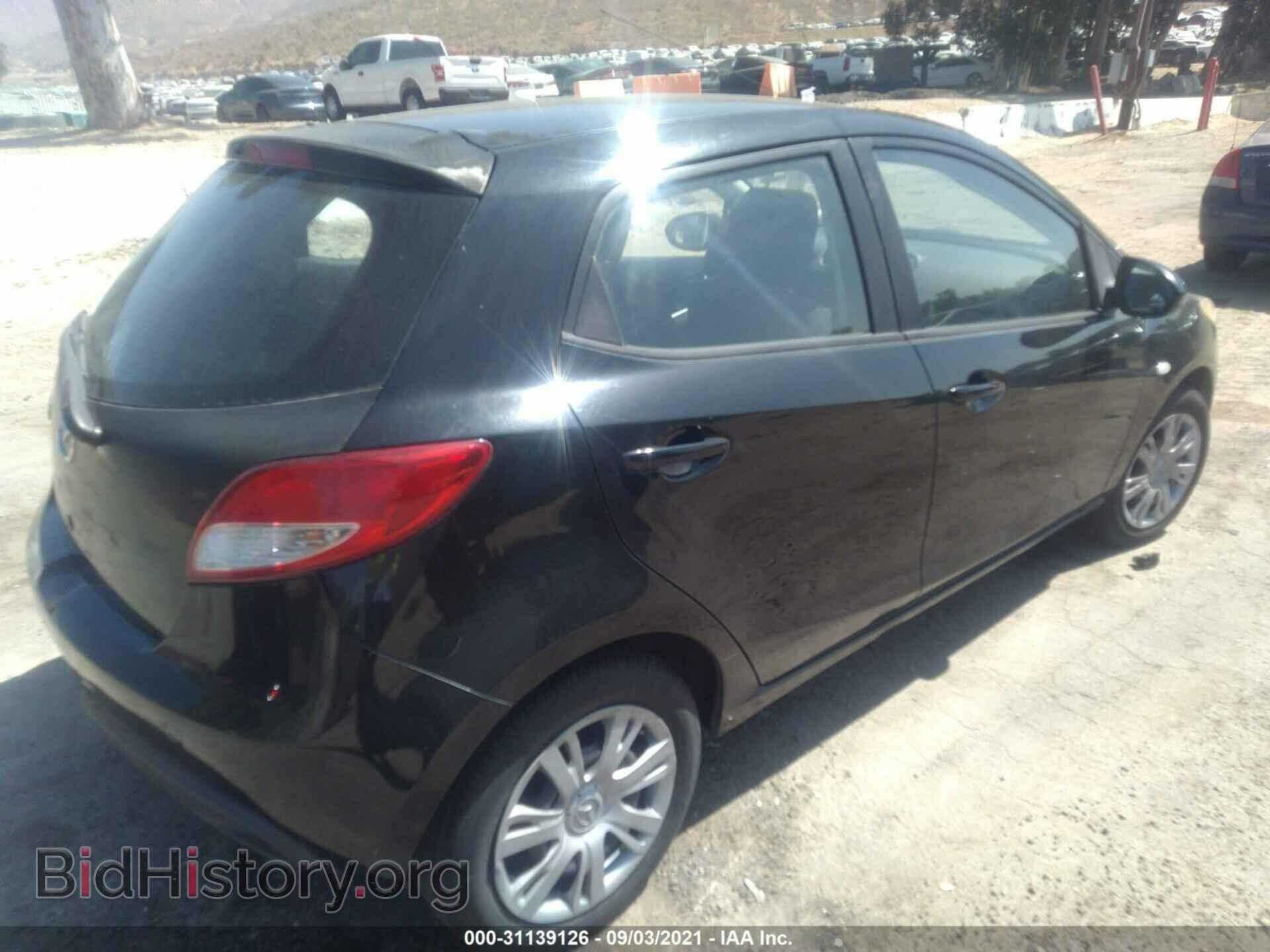 2011 MAZDA MAZDA2 - VIN: JM1DE1HY4B0119479 - Фото 4