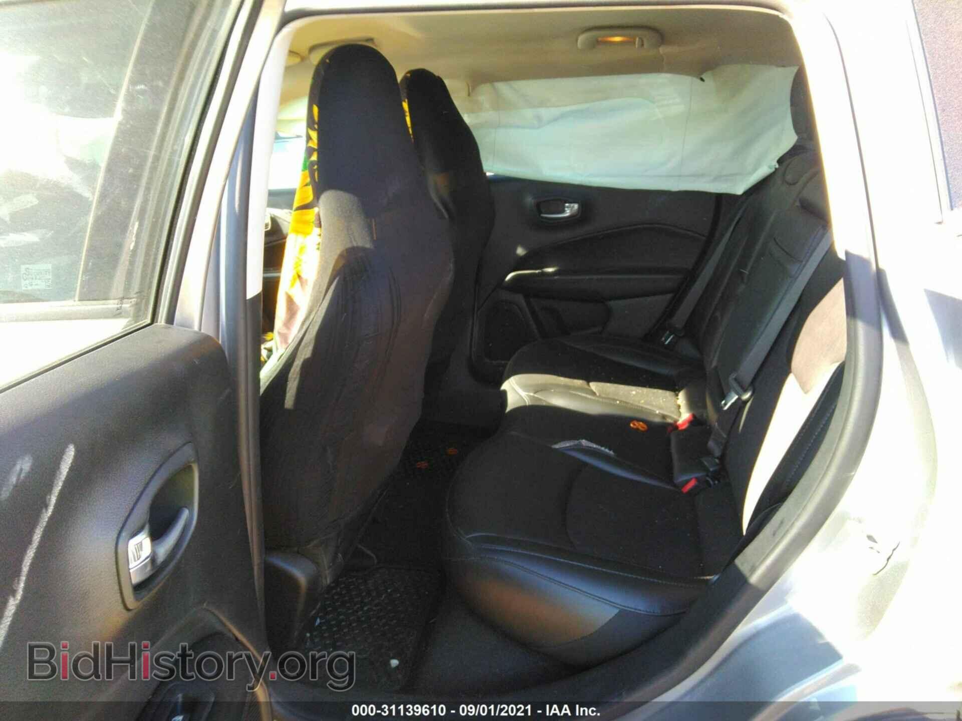2019 JEEP COMPASS - VIN: 3C4NJDBB9KT621221 - Фото 8