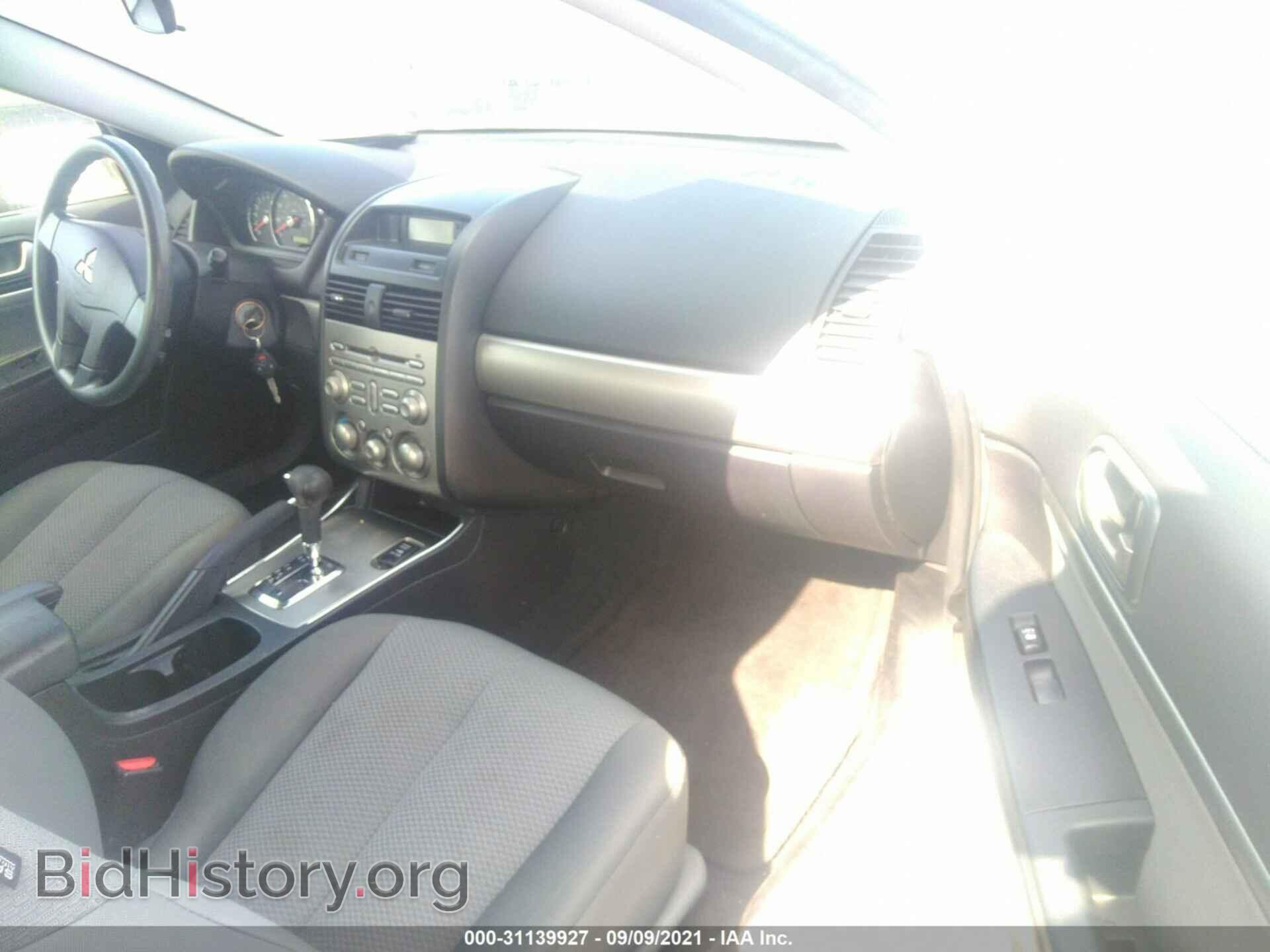 2011 MITSUBISHI GALANT - VIN: 4A32B2FF3BE017842 - Фото 5
