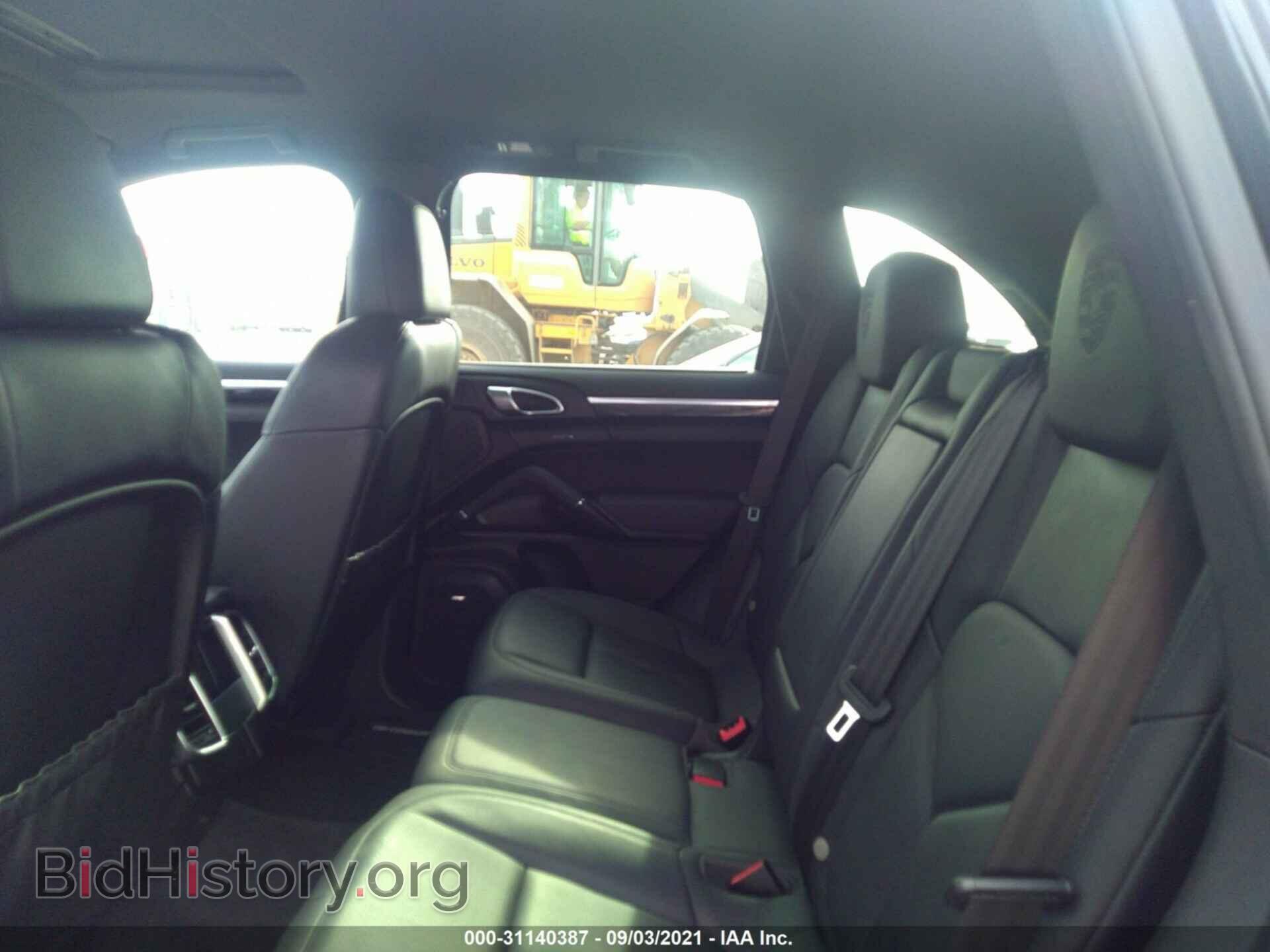 2014 PORSCHE CAYENNE - VIN: WP1AA2A22ELA07274 - Photo 8
